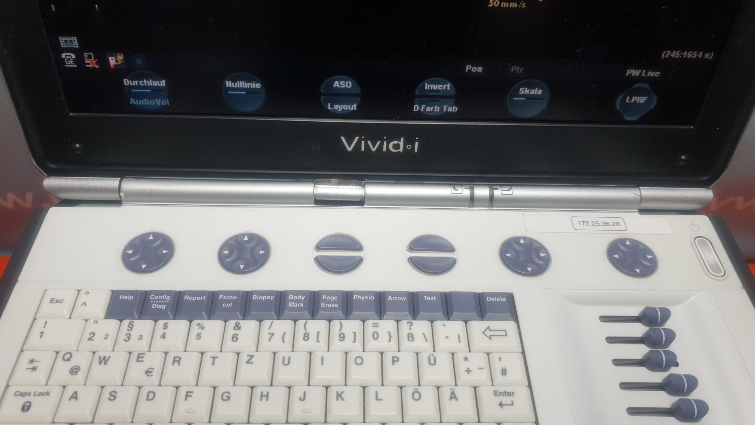 GE VIVID i 3S-RS , 8L-RS + Gerätewagen thumbnail 2