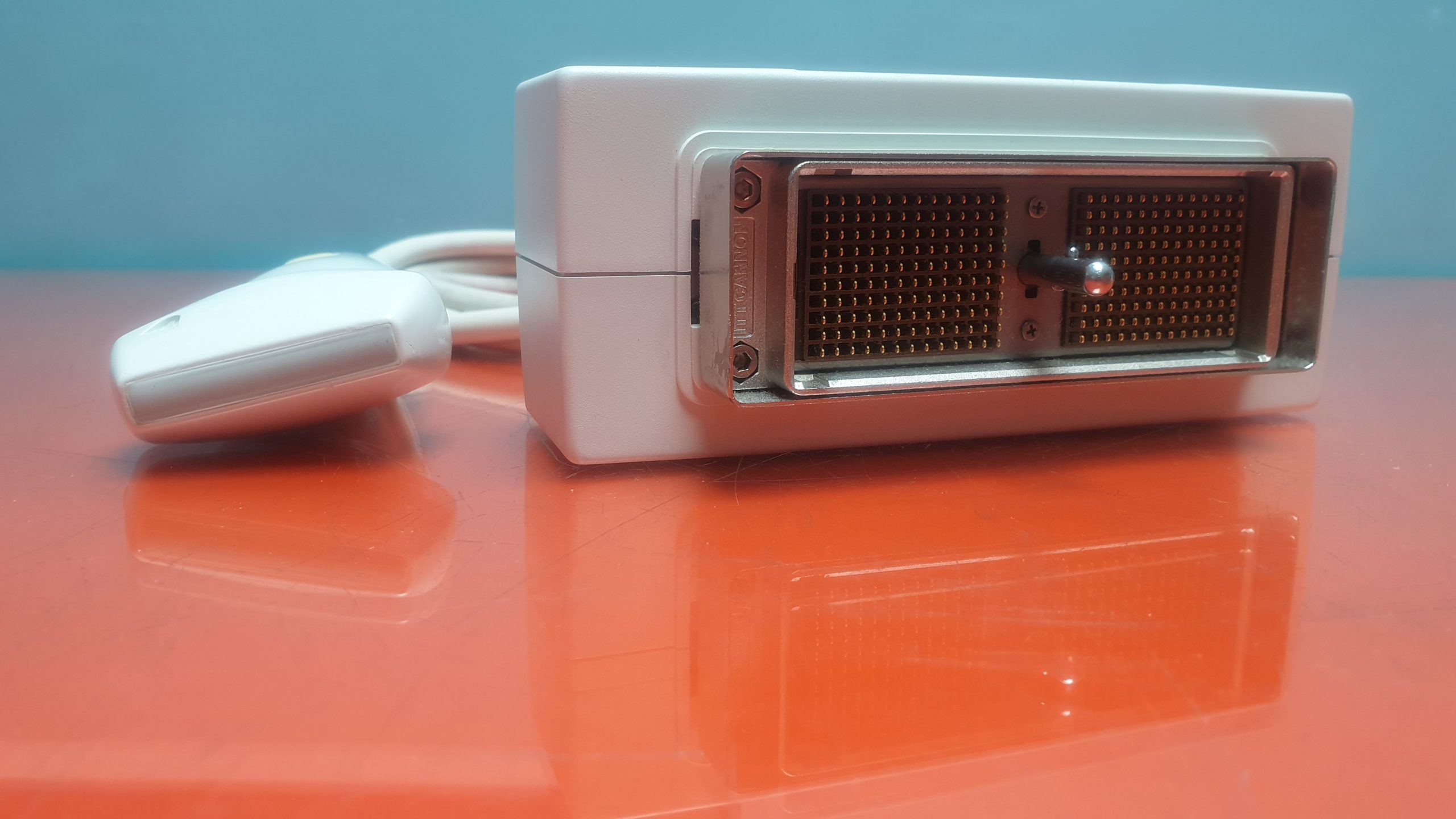 Esaote LA424 // LA 424 Lineare Sonde — image 1 of 4