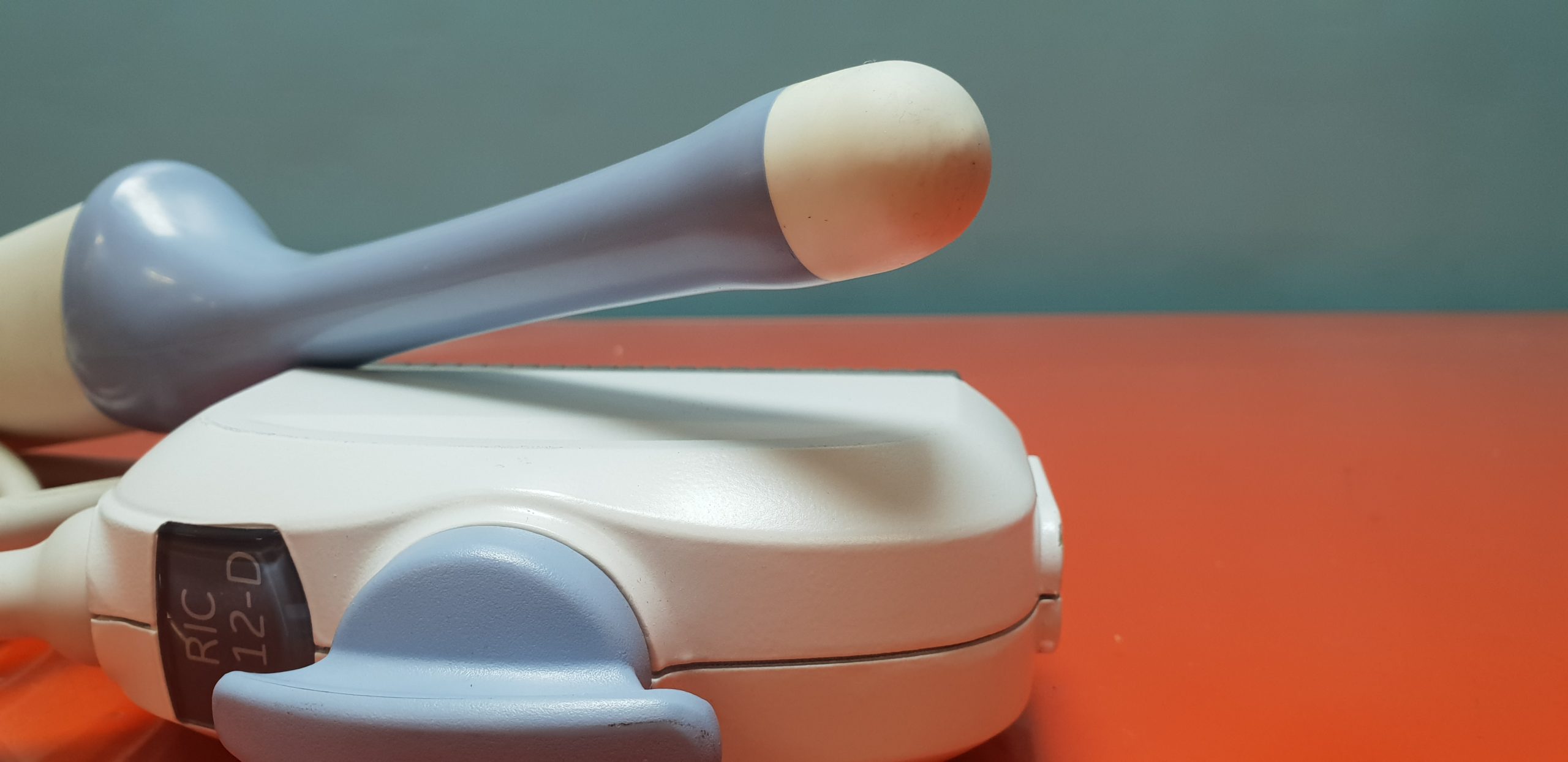 GE RIC 6-12-D Ultrasound Transducer — image 1 of 4