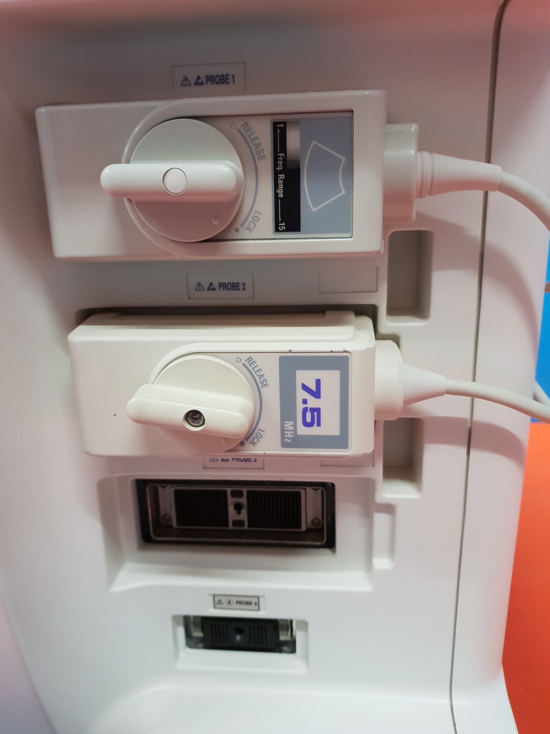 Aloka Prosound Alpha 5 SSD-ALPHA 5 Ultraschallgerät mit Konvex, Linear und Printer — image 1 of 1
