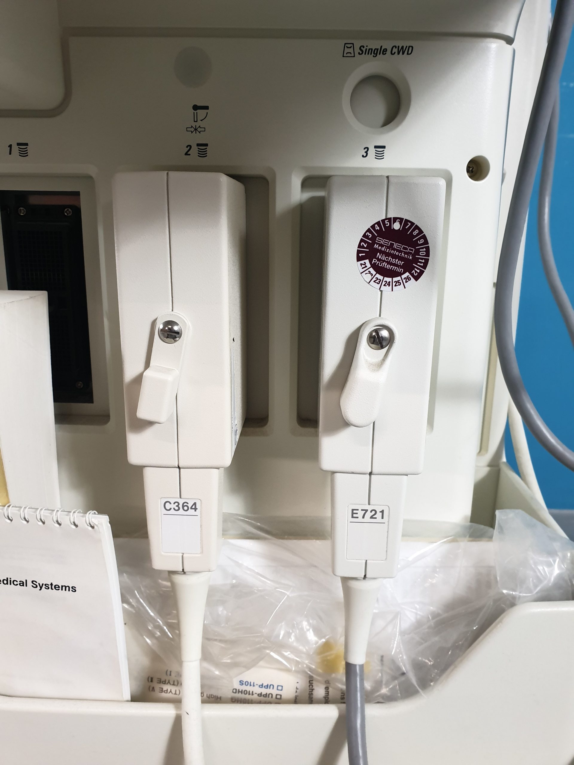 GE Logiq 400 Pro Farbdoppler mit Konvex und Endovaginal thumbnail 6