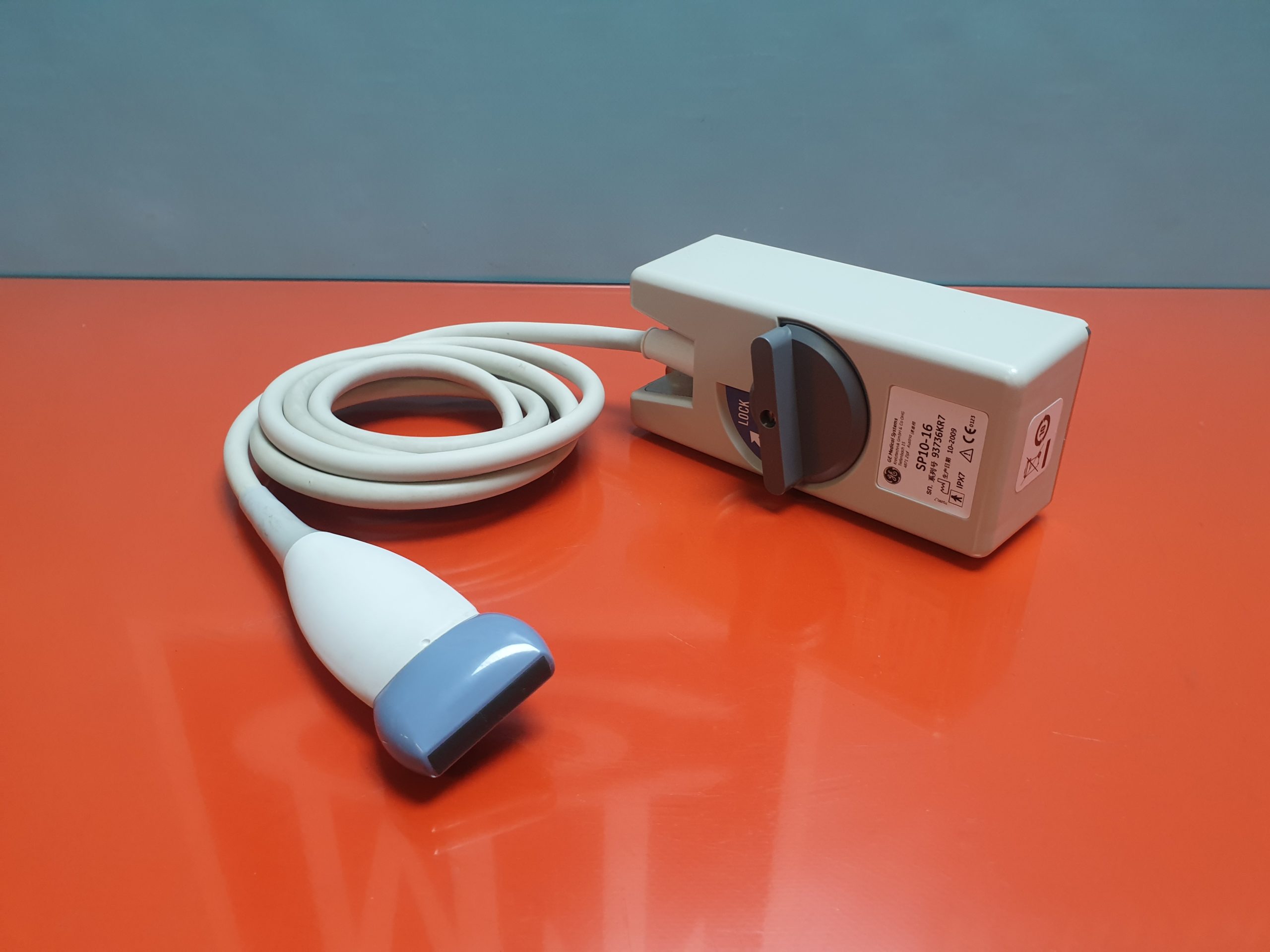 GE SP10-16 Linear Sonde für VOLUSON 730 Systeme — image 1 of 6