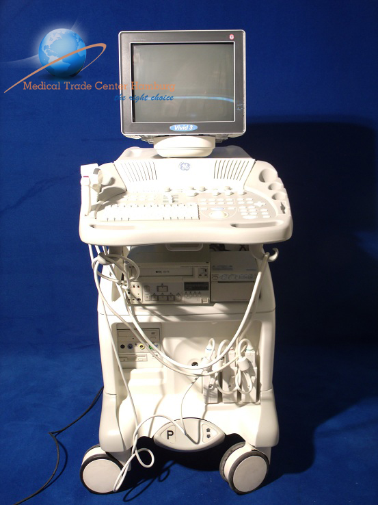 GE VIVID 3 Inkl 03 Probe, Printer & Videorekorder — image 1 of 2