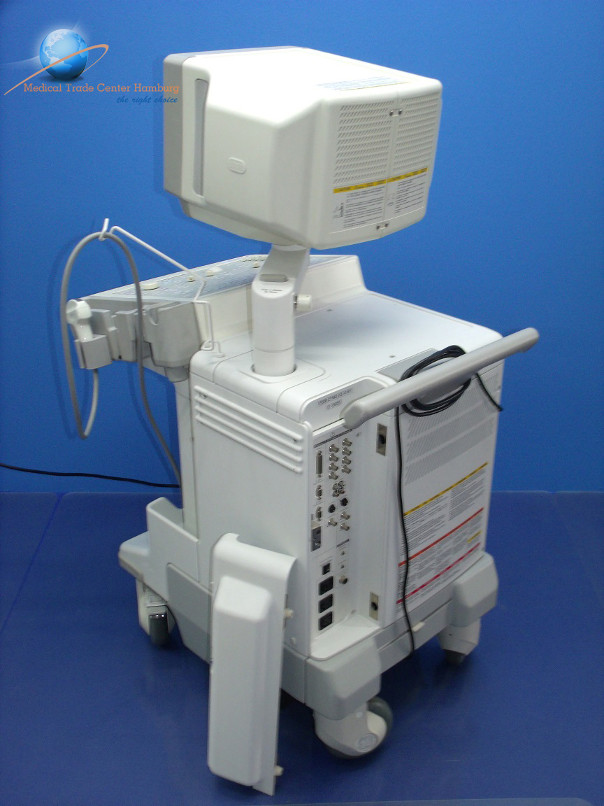 GE Loqiq 400 Farbdoppler mit Konvex C551 — image 1 of 1