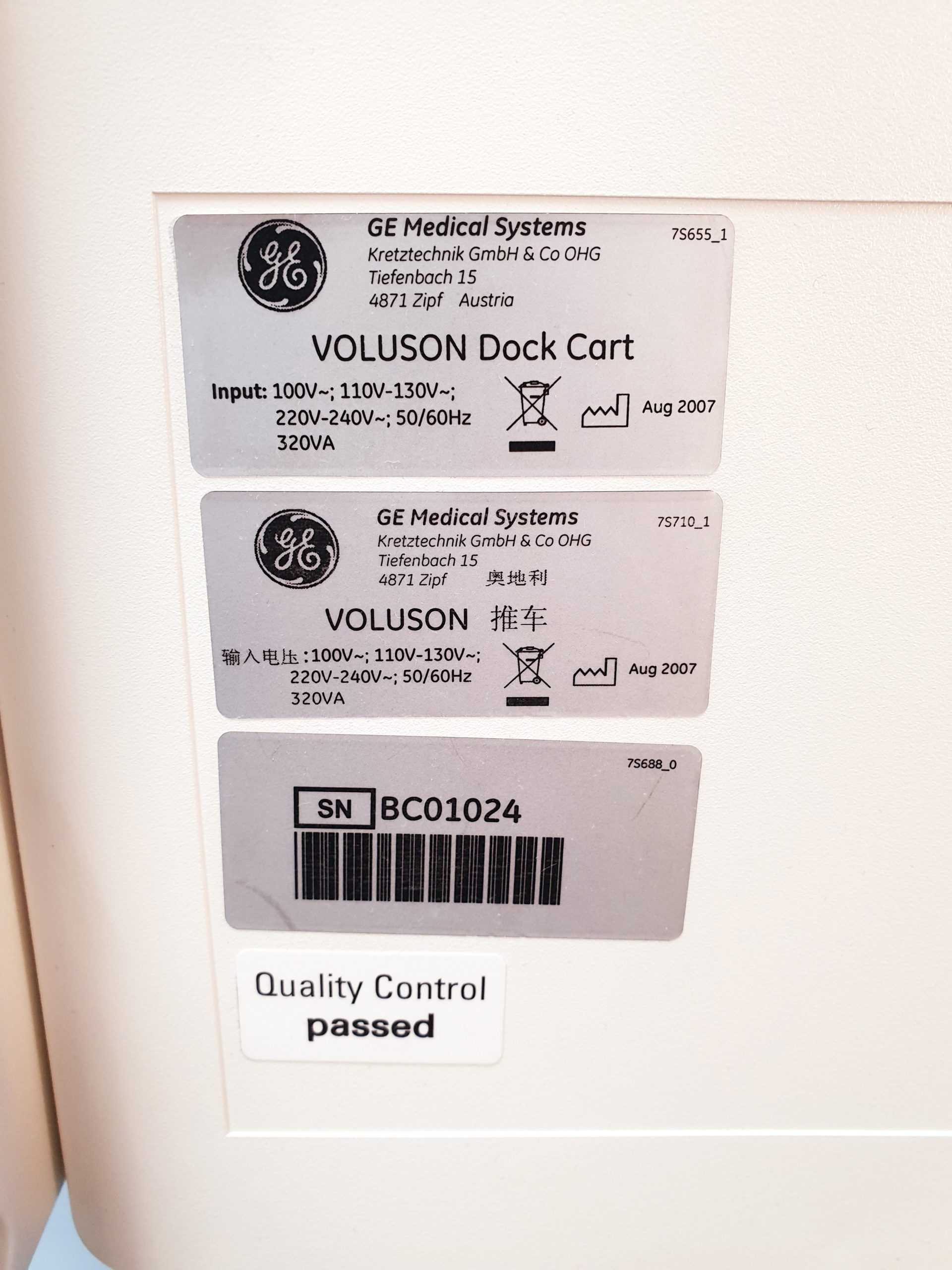 GE Voluson Dock Ultraschallwagen mit 3 x – Sondenanschlüsse thumbnail 4