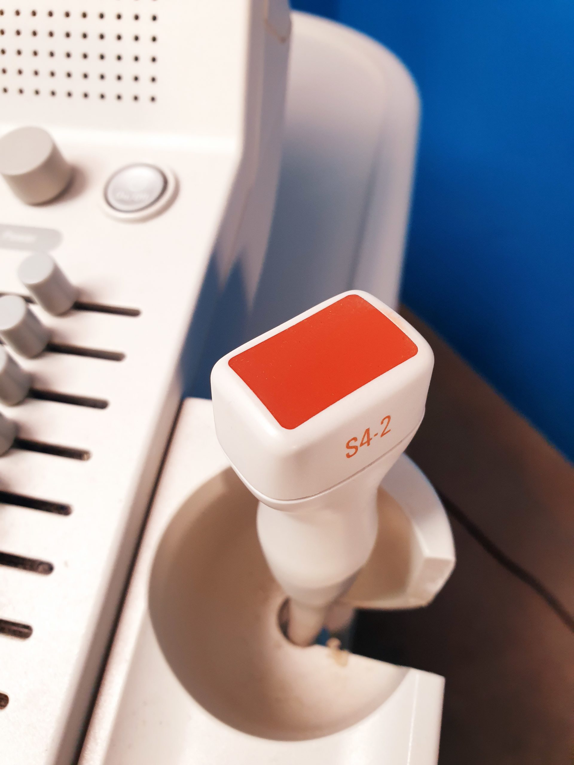 Philips HD7 Ultraschallgerät + S4-2 + L12-3 – Kardiomaschine thumbnail 3