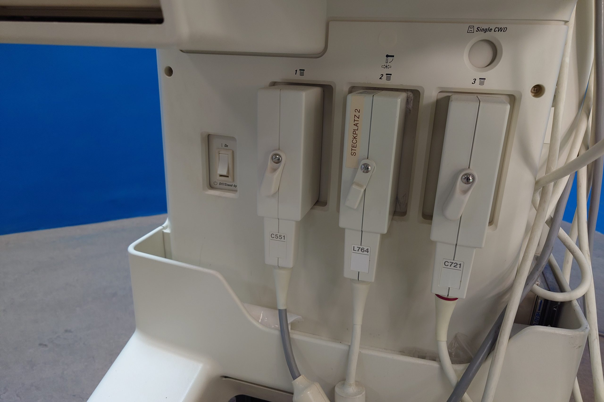 GE Logiq 500 Farbdoppler + Konvex, Linear und Mikrokonvex – C551 + L764 + C721 thumbnail 3