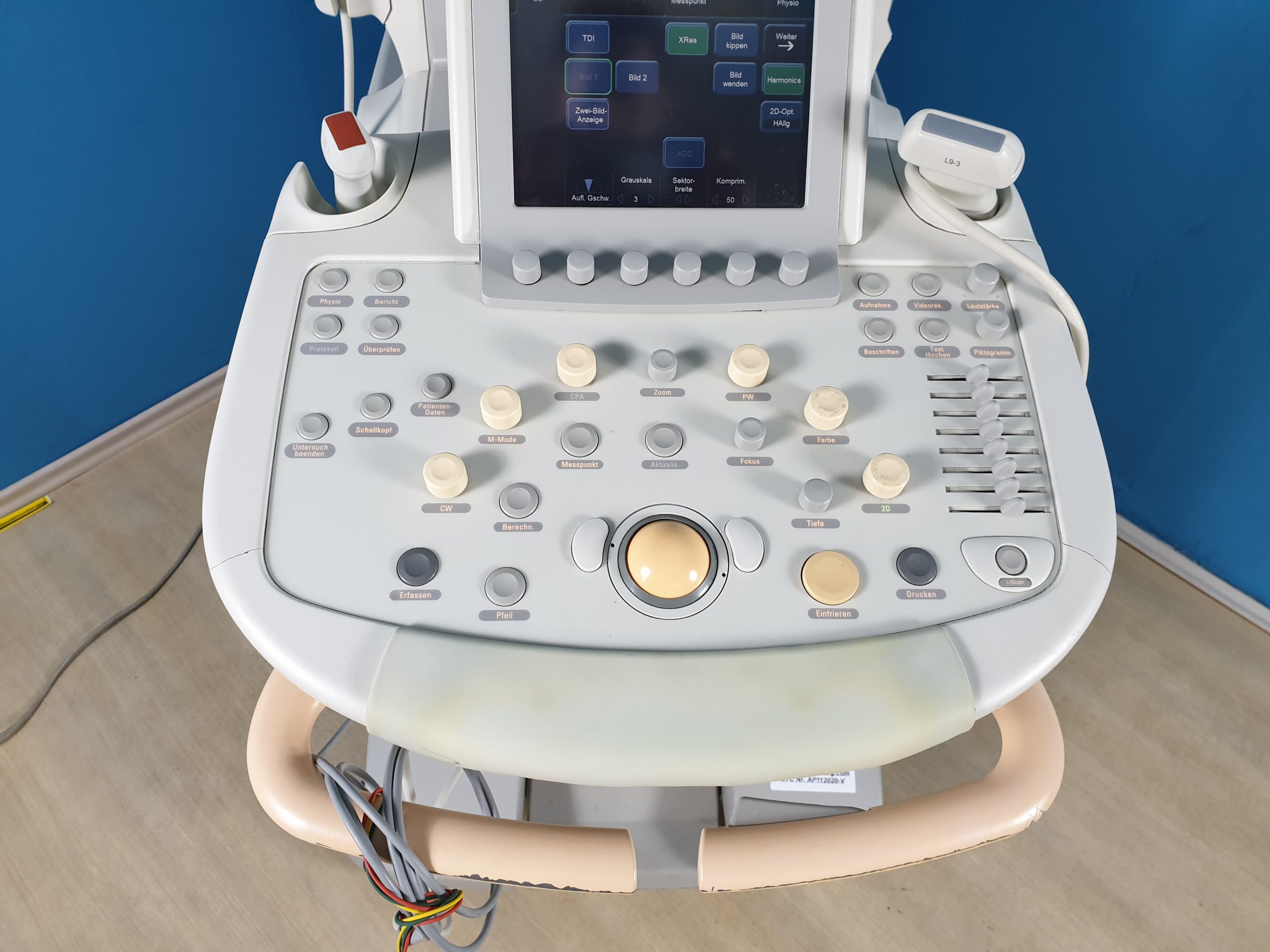 PHILIPS IU22 Ultraschallgerät mit 3 Kardiomaschine SW5.2.2.44 thumbnail 4