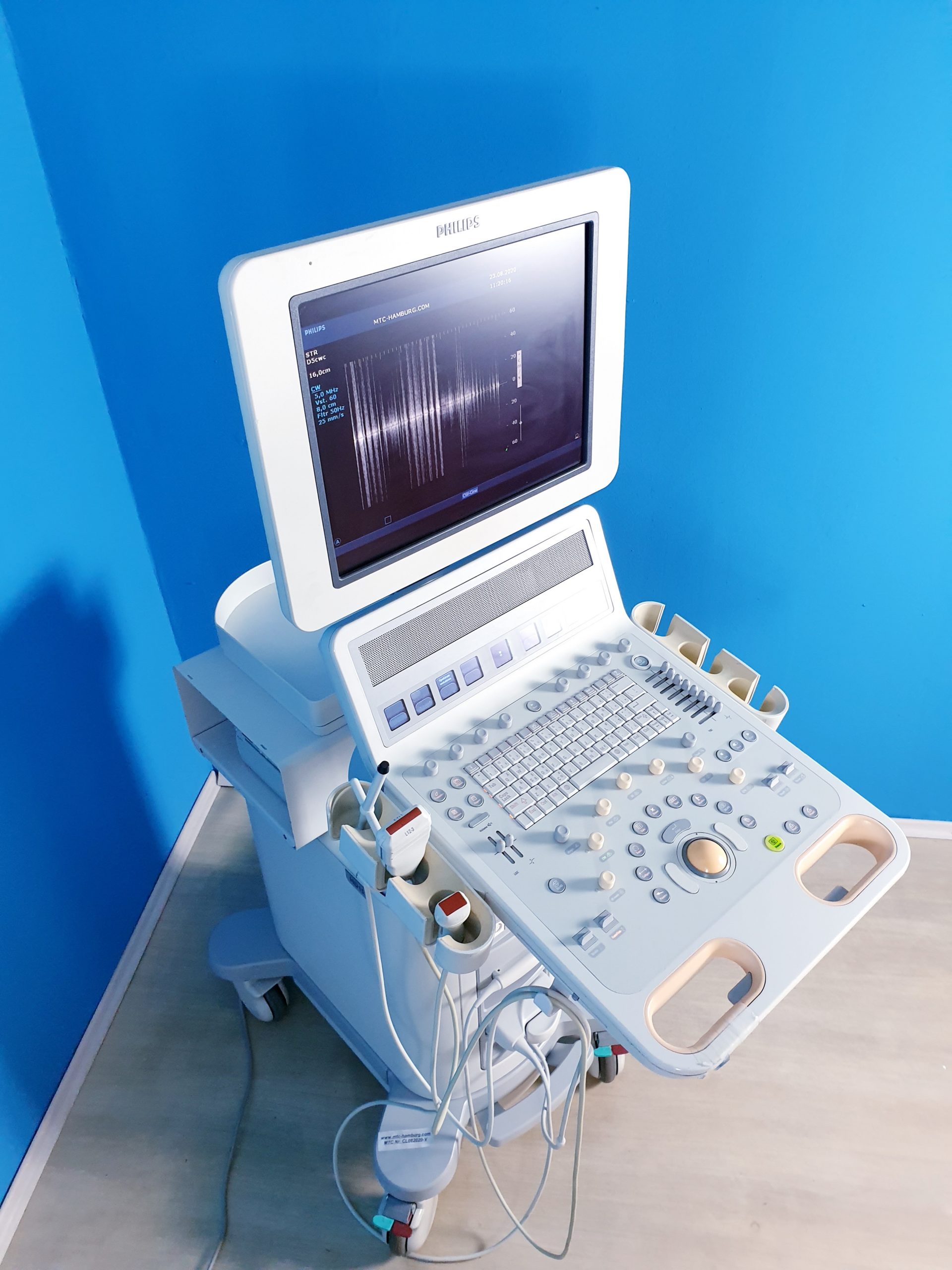 PHILIPS HD15 // HD 15 RE 3.0.2, L12-3, S5-2, D5cwc, DOM2010 Neurologie, …. — image 1 of 3