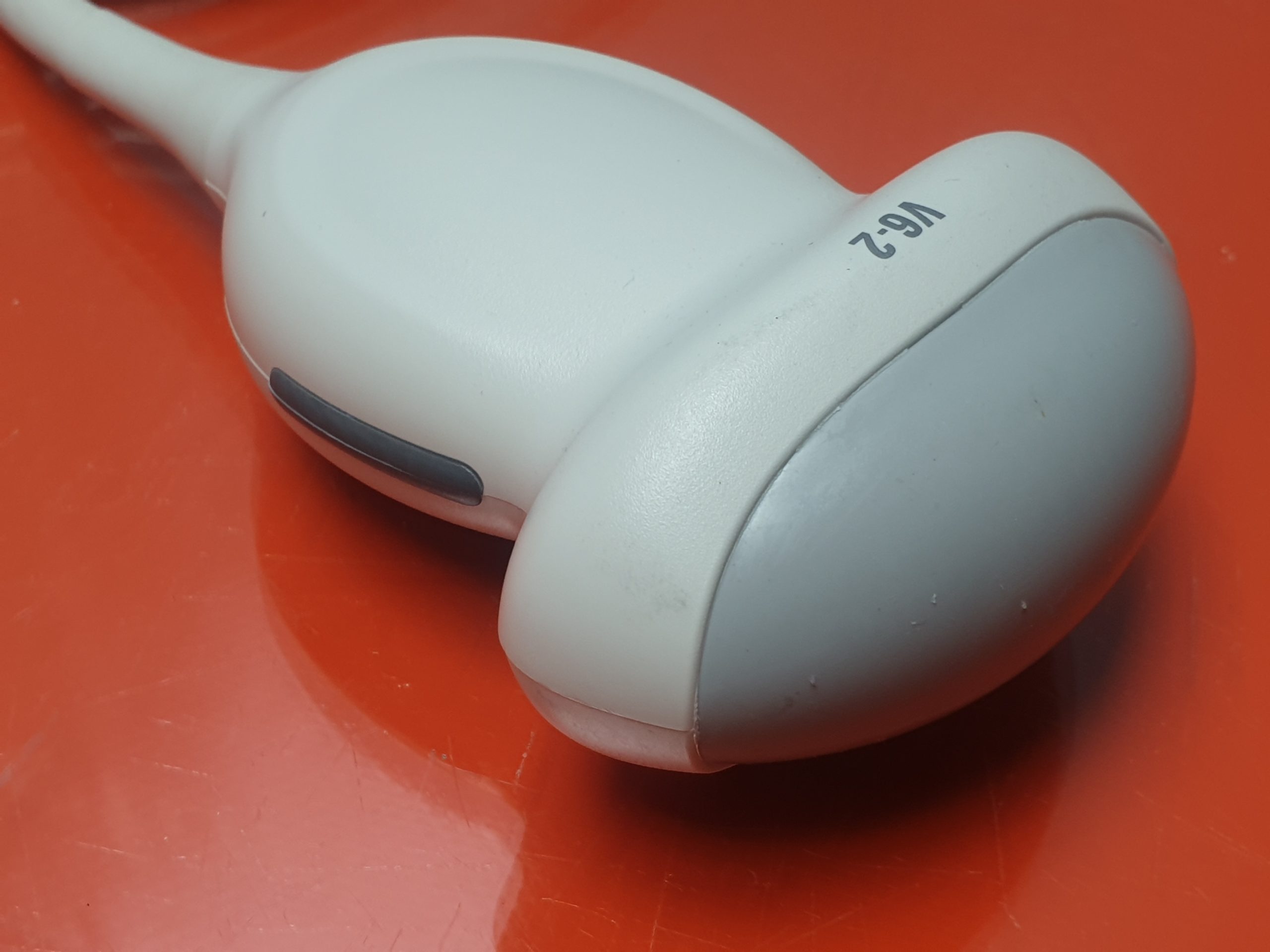 Philips V6-2 3D 4D Volumensonde Ultraschallsonde — image 1 of 6