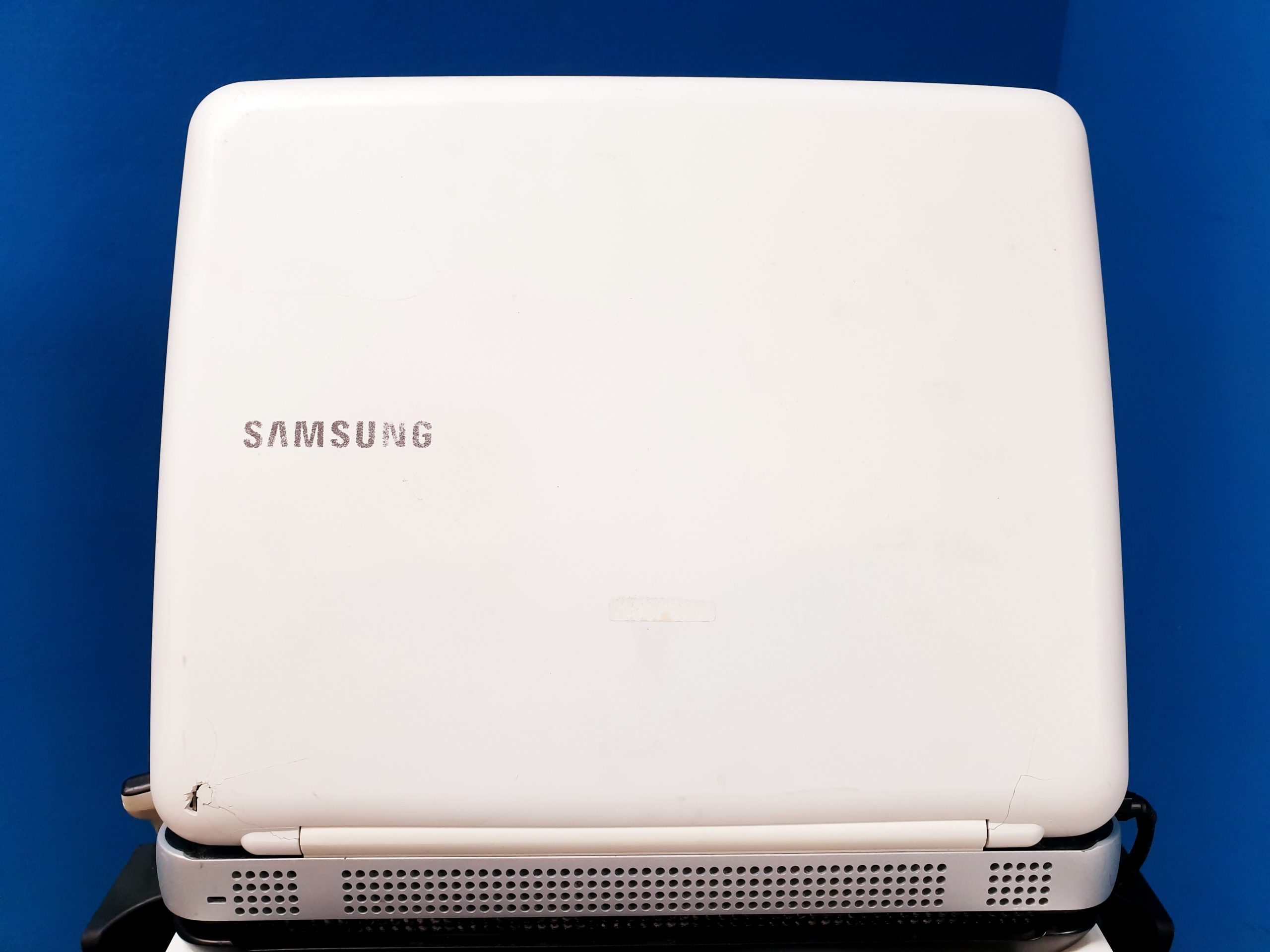 Samsung HM70A + L5-13IS Linear Sonde – Gehäuse hat paar Schäden – DOM 2016 thumbnail 11