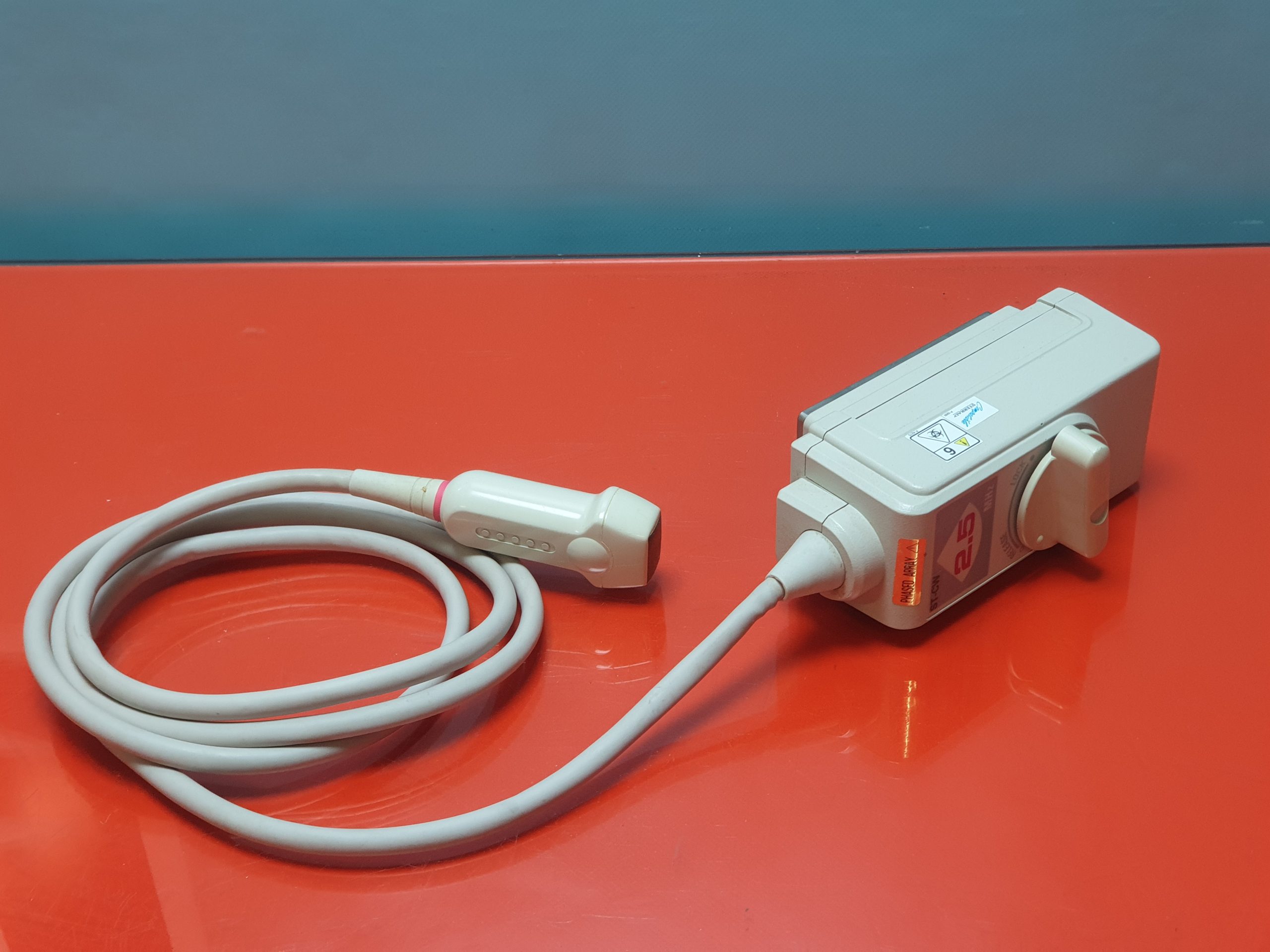 Aloka UST-5283- 2.5 Kardio Phased Array 2.14 – 3.75 MHz — image 1 of 5