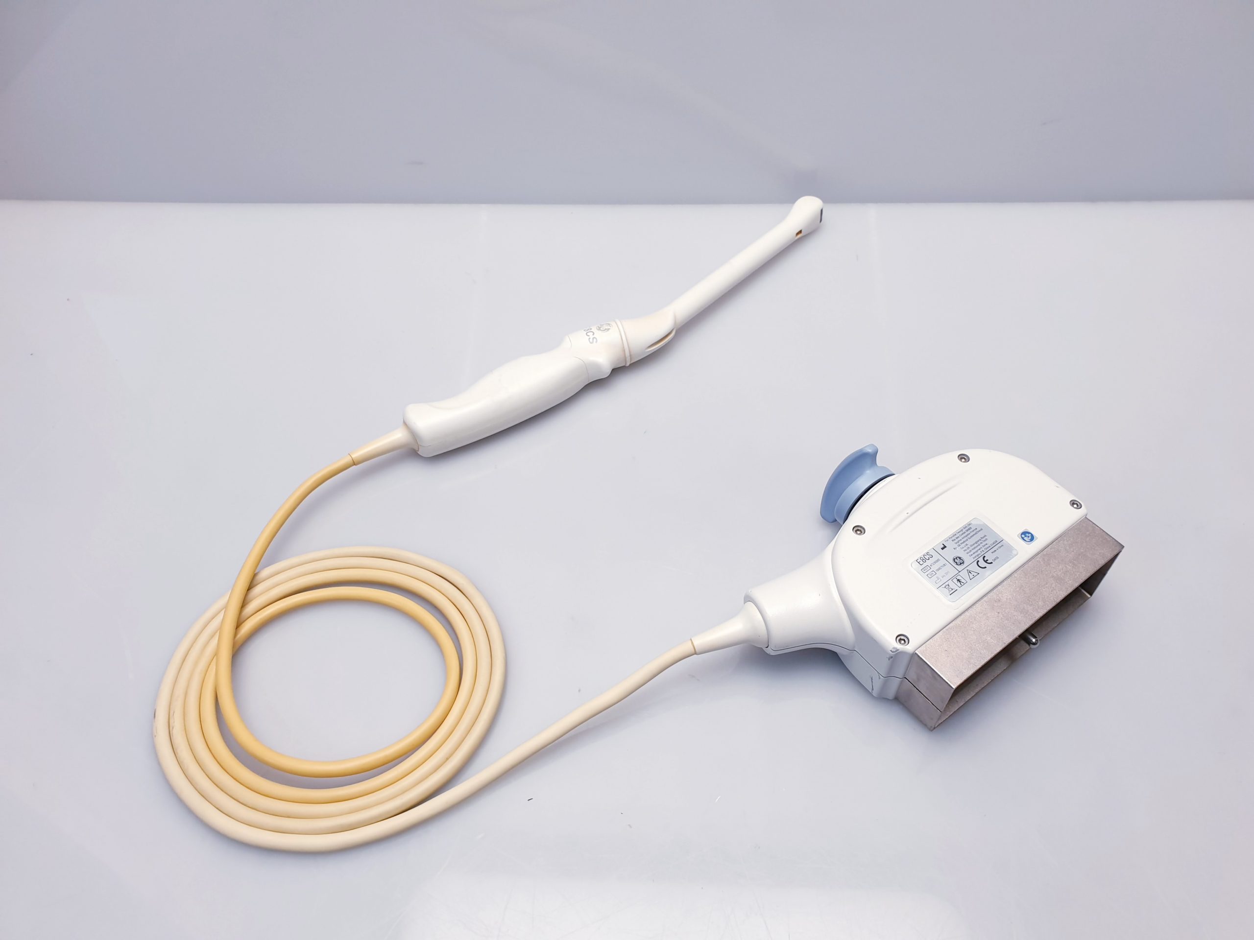 GE E8CS Vaginal-Sonde — image 1 of 12