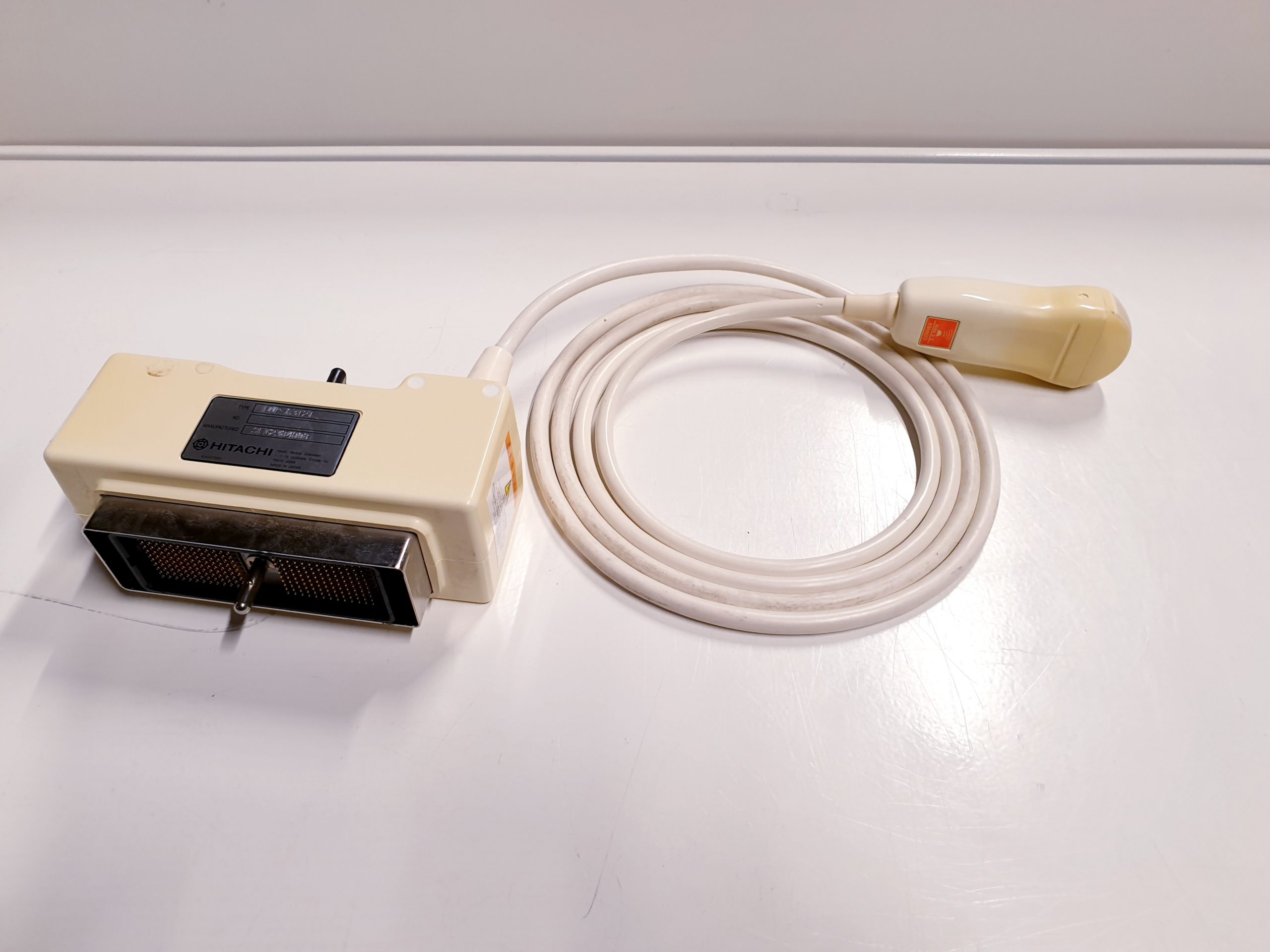 Hitachi EUP-C312T Ultraschallsonde Mikro Konvex Sonde — image 1 of 11