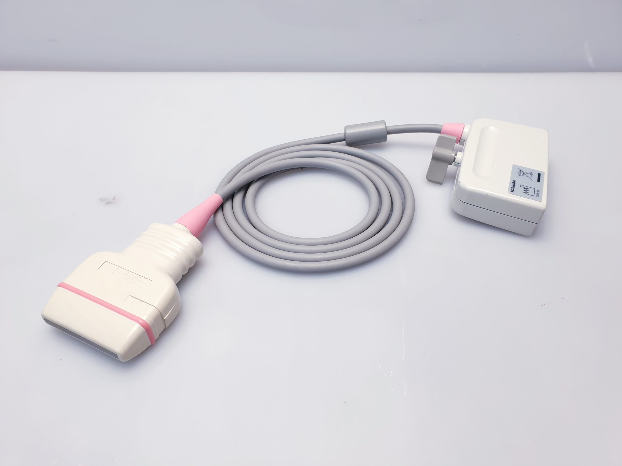 Toshiba PLQ-805A Linear Sonde — image 1 of 11