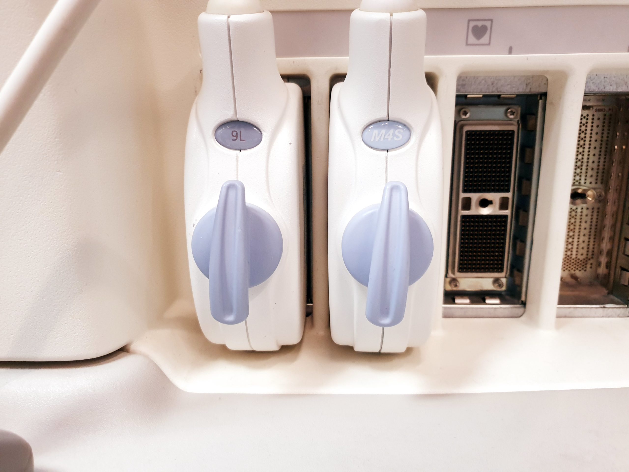 GE Vivid 7 Dimension mit GE M4S Echo Kardio Sonde und 9L Linear SW: 2.0.8 Application SW: 6.1.5 thumbnail 2