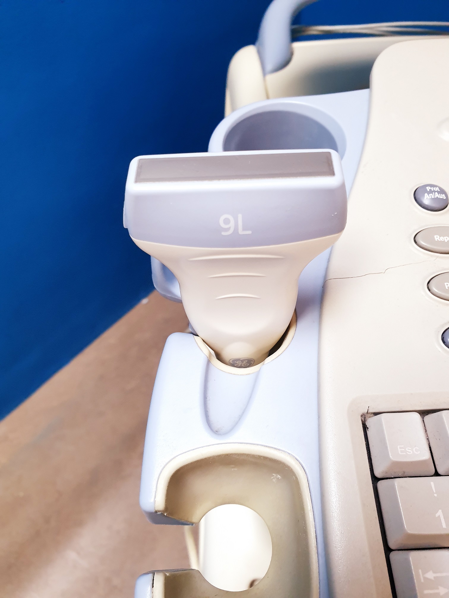 GE Vivid 7 Dimension mit GE M4S Echo Kardio Sonde und 9L Linear SW: 2.0.8 Application SW: 6.1.5 thumbnail 3