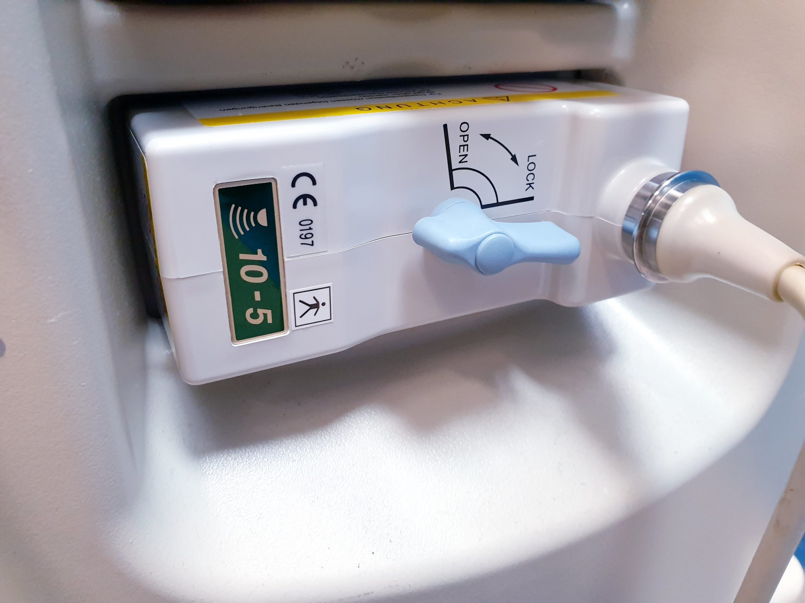 Hitachi EUP-R54AW-19 Endokavitärsonde thumbnail 3