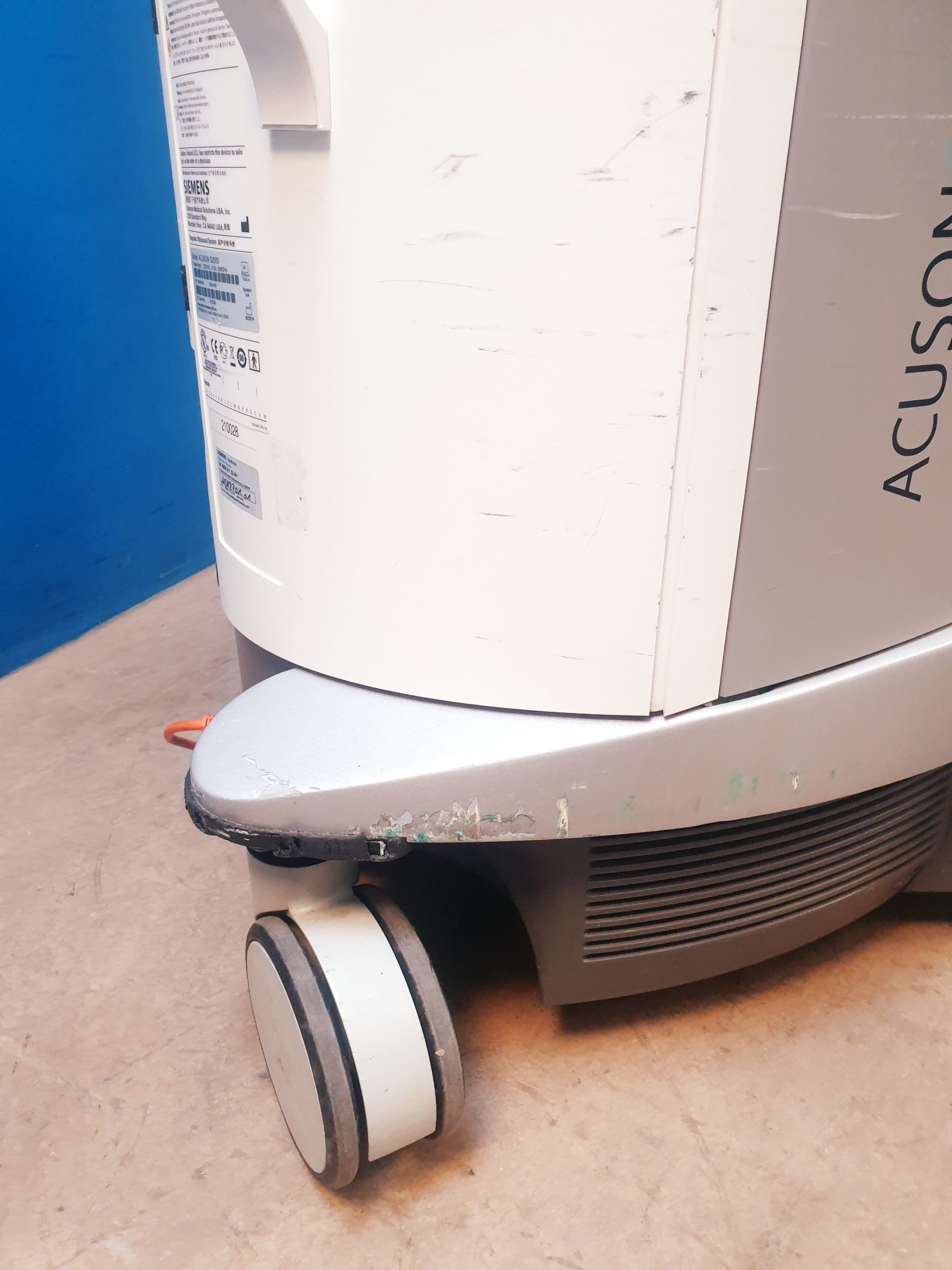 Siemens Acuson S2000 Doppler + 6C1HD + 4V1c Vector Array + 9L4 thumbnail 16