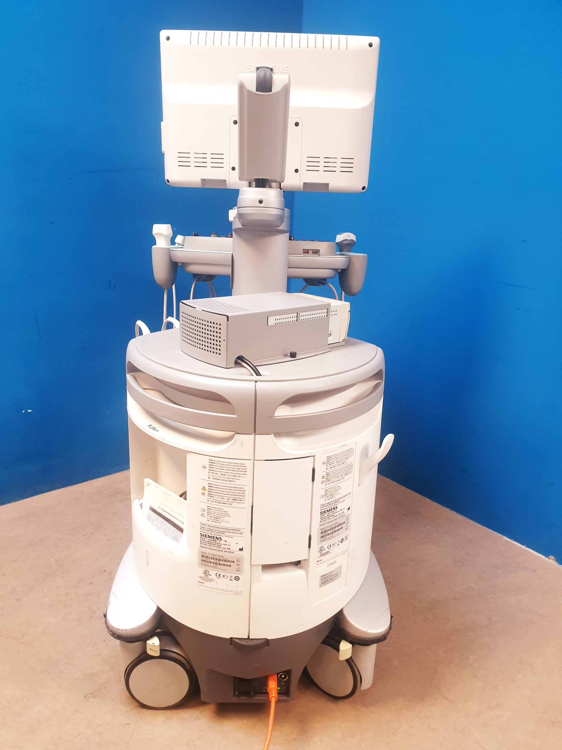 Siemens Acuson S2000 Doppler + 6C1HD + 4V1c Vector Array + 9L4 thumbnail 21