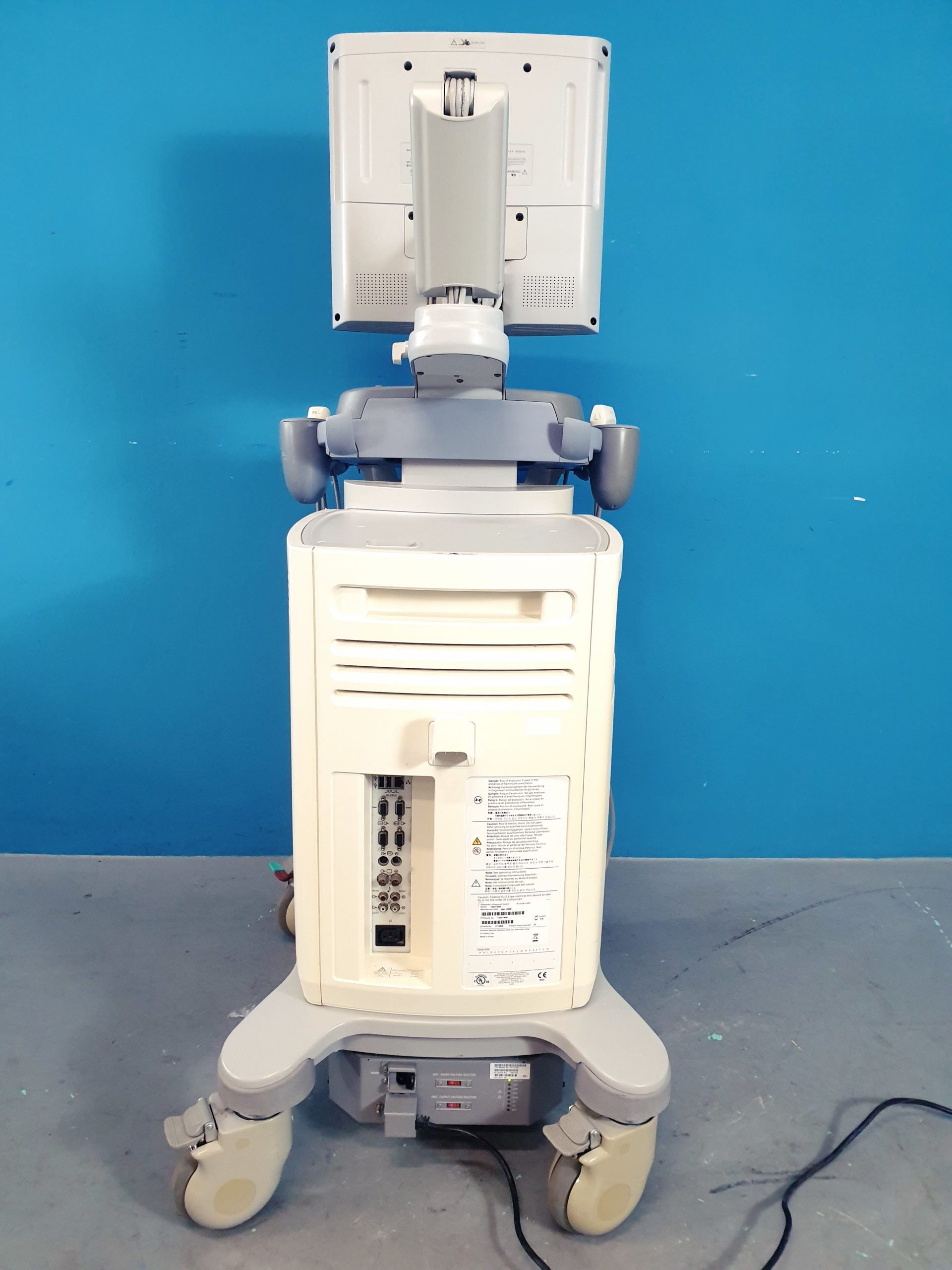 Siemens X300 X 300 VF10-5 + P4-2 Sonden – Linear + Echo- Kardiomaschine thumbnail 8