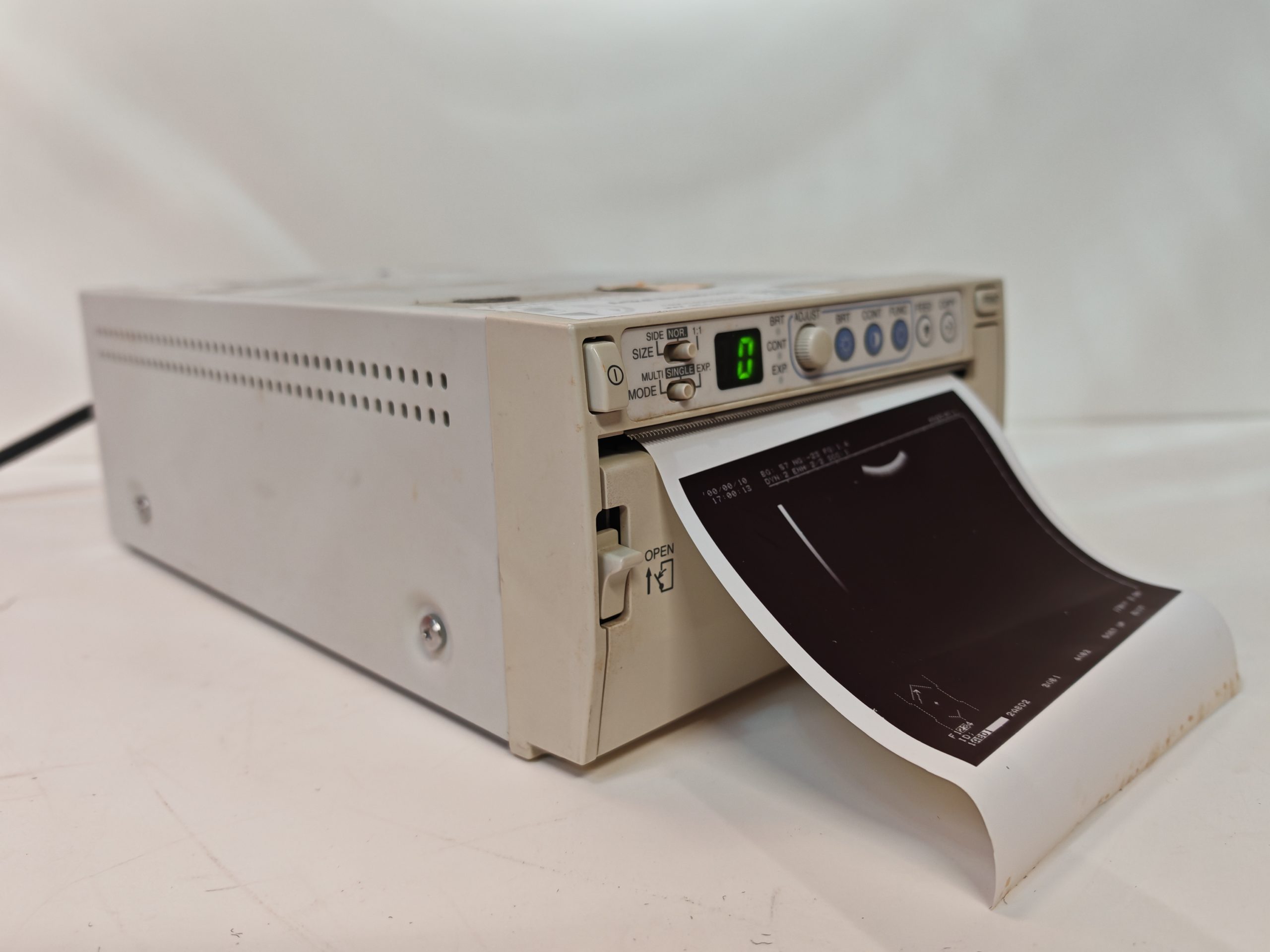 Mitsubishi P91 Monochrom Thermal Drucker thumbnail 3