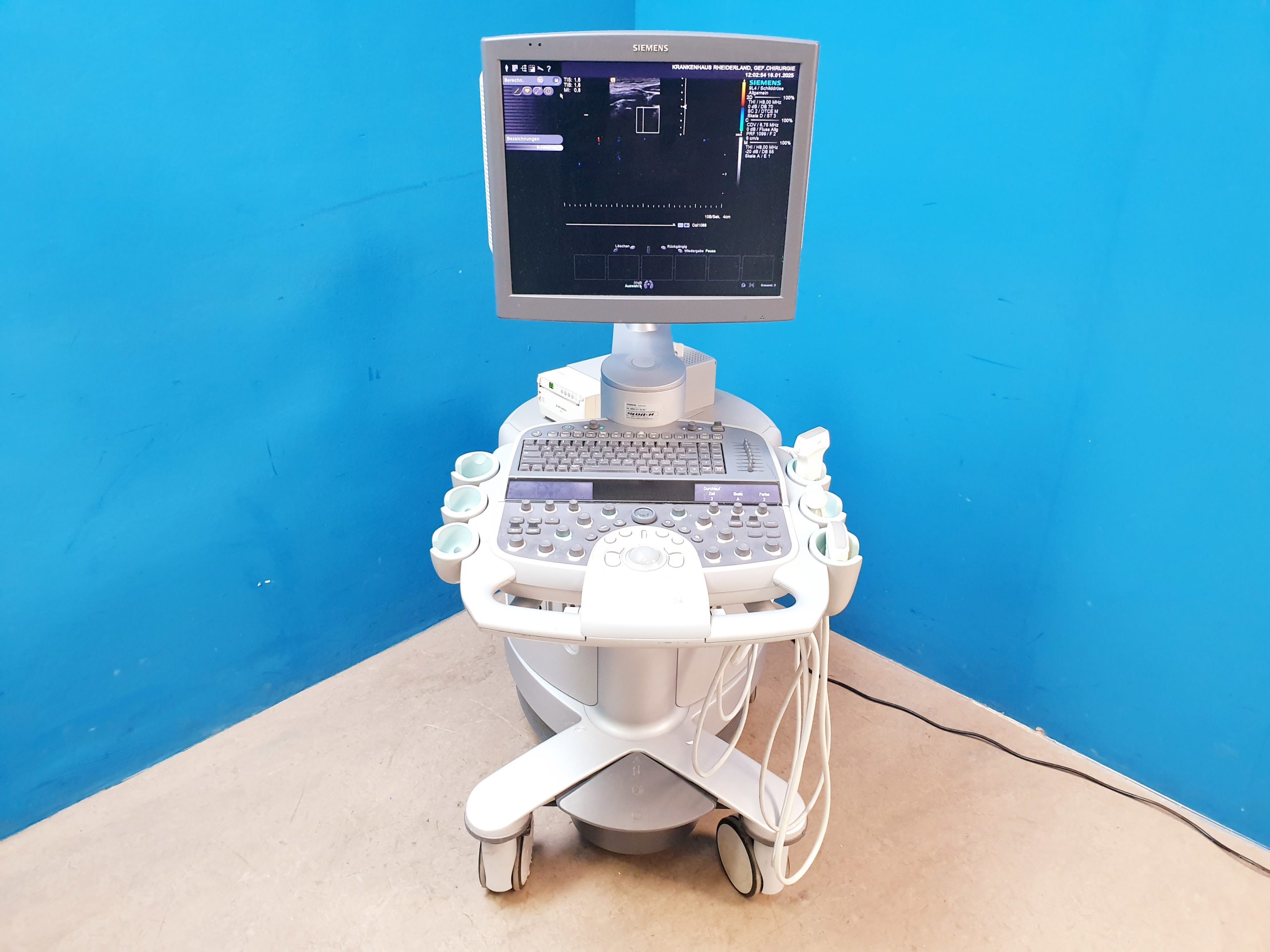 Siemens Acuson S2000 Baujahr 2011 mit drei Sonden Acuson 9L4, Acuson 4V1c, Acuson 4C1, — image 1 of 28