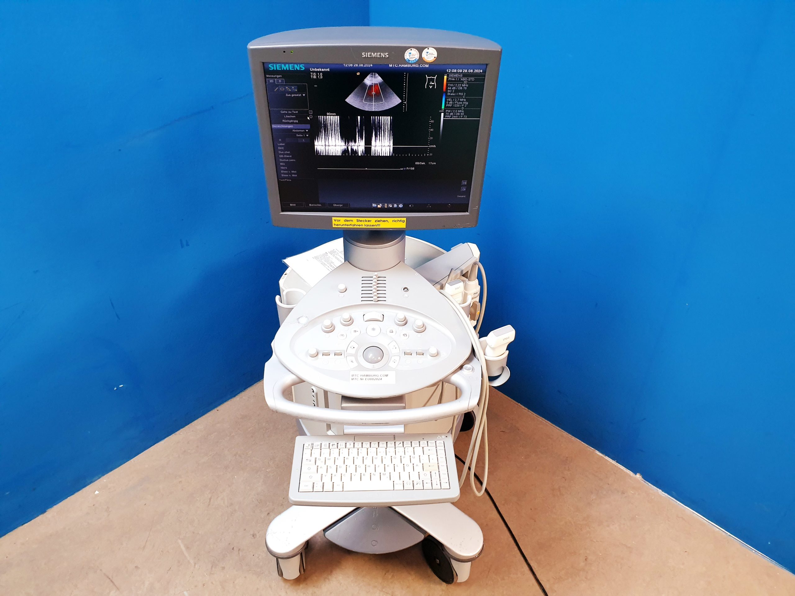 Siemens Acuson Antares Fahrdoppler Doppler + VFX9-4 + PH4-1 Kardio DOM 2011 — image 1 of 18
