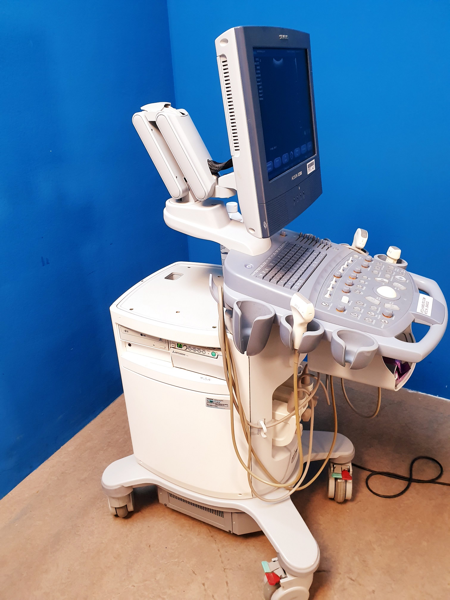 SIEMENS Acuson X300 // X 300 , CH5-2+ VF8 + 3 P4-2 Doppler , … thumbnail 9