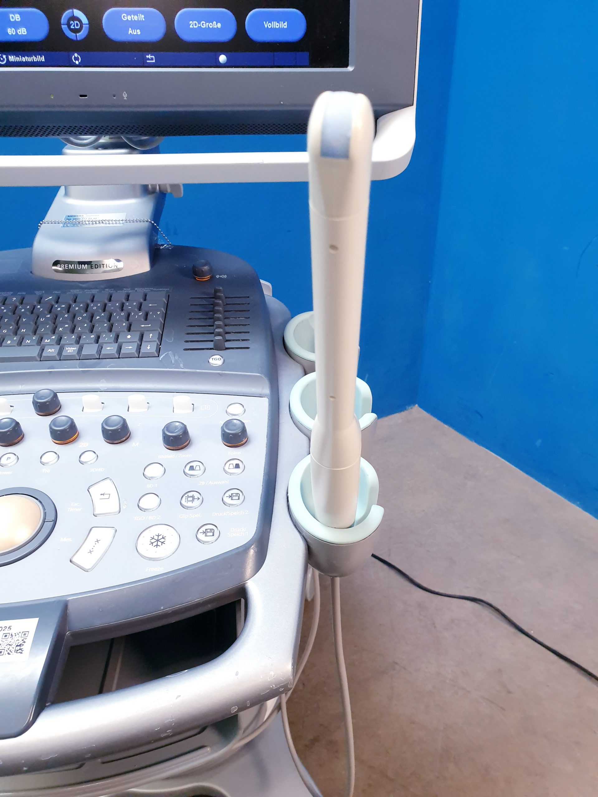 Siemens Acuson X300 X 300 Premium Edition – + CH5-2 Konvex + EC9-4 Endovaginal — thumbnail 12