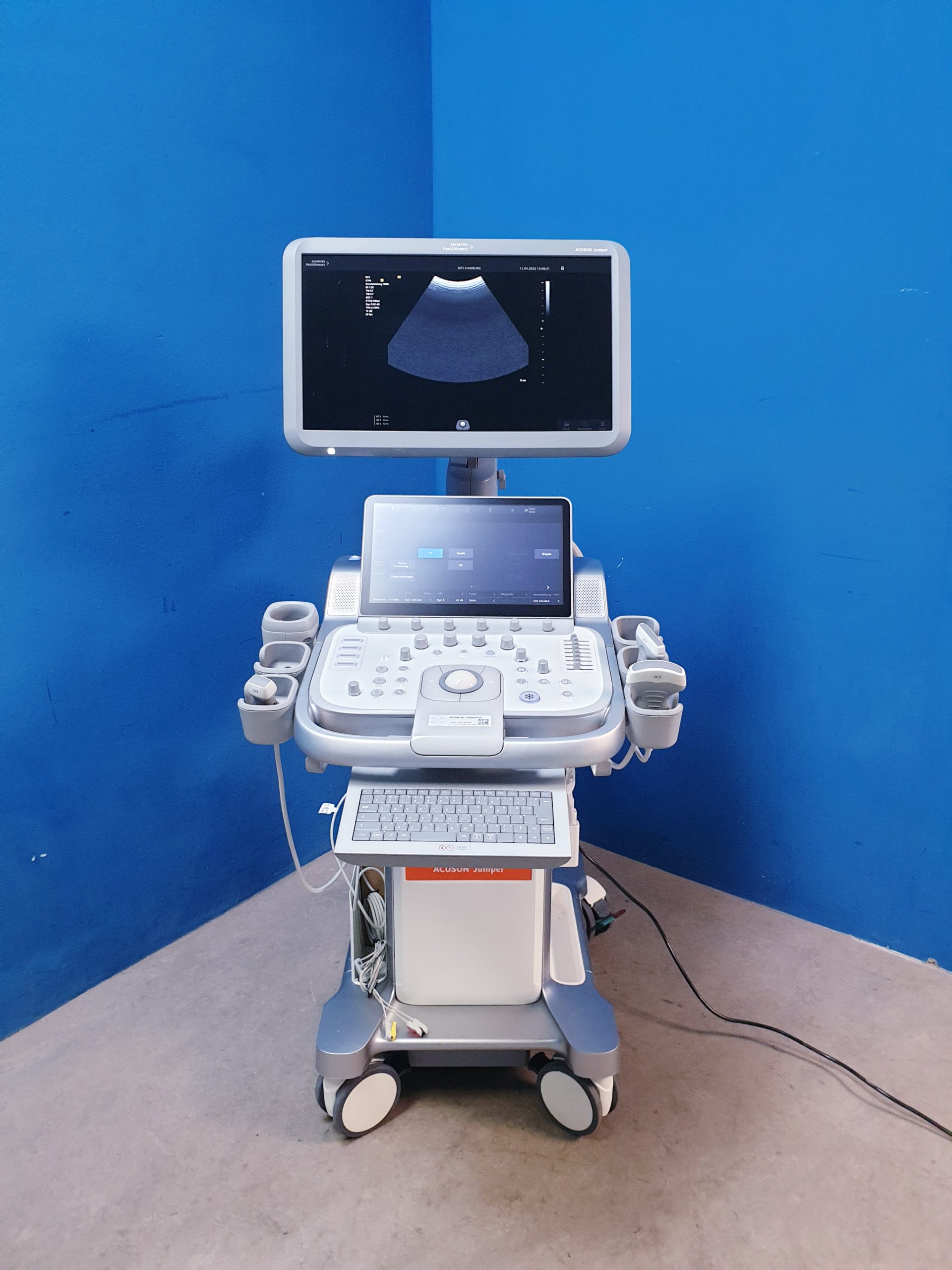 SIEMENS ACUSON Juniper + 5P1 Echo + 12L3 Linear + 5C1 Konvex – DOM2019 — image 1 of 25