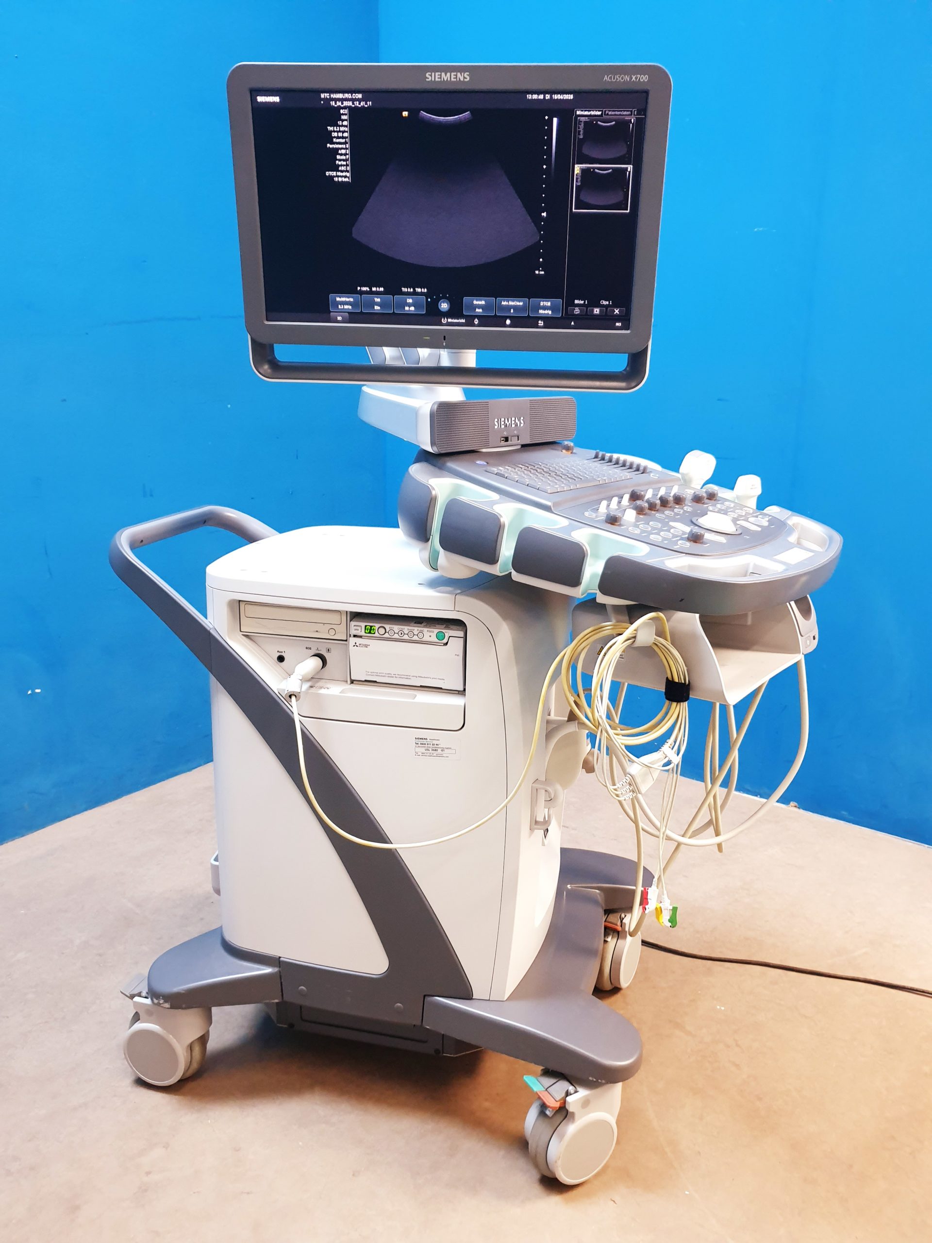 Siemens Acuson X700 Farbdoppler + 6C2 + 4V1c Echo thumbnail 7