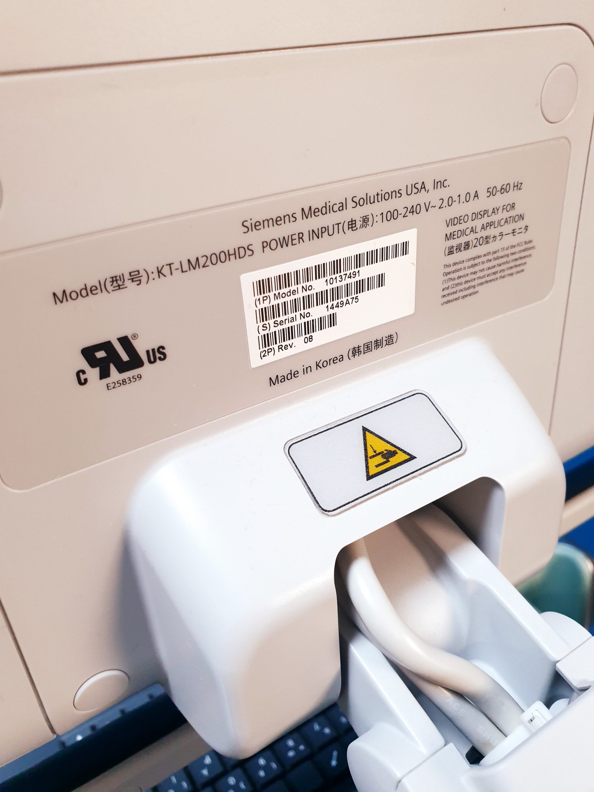 Siemens Acuson X700 Farbdoppler + 6C2 + 4V1c Echo thumbnail 13