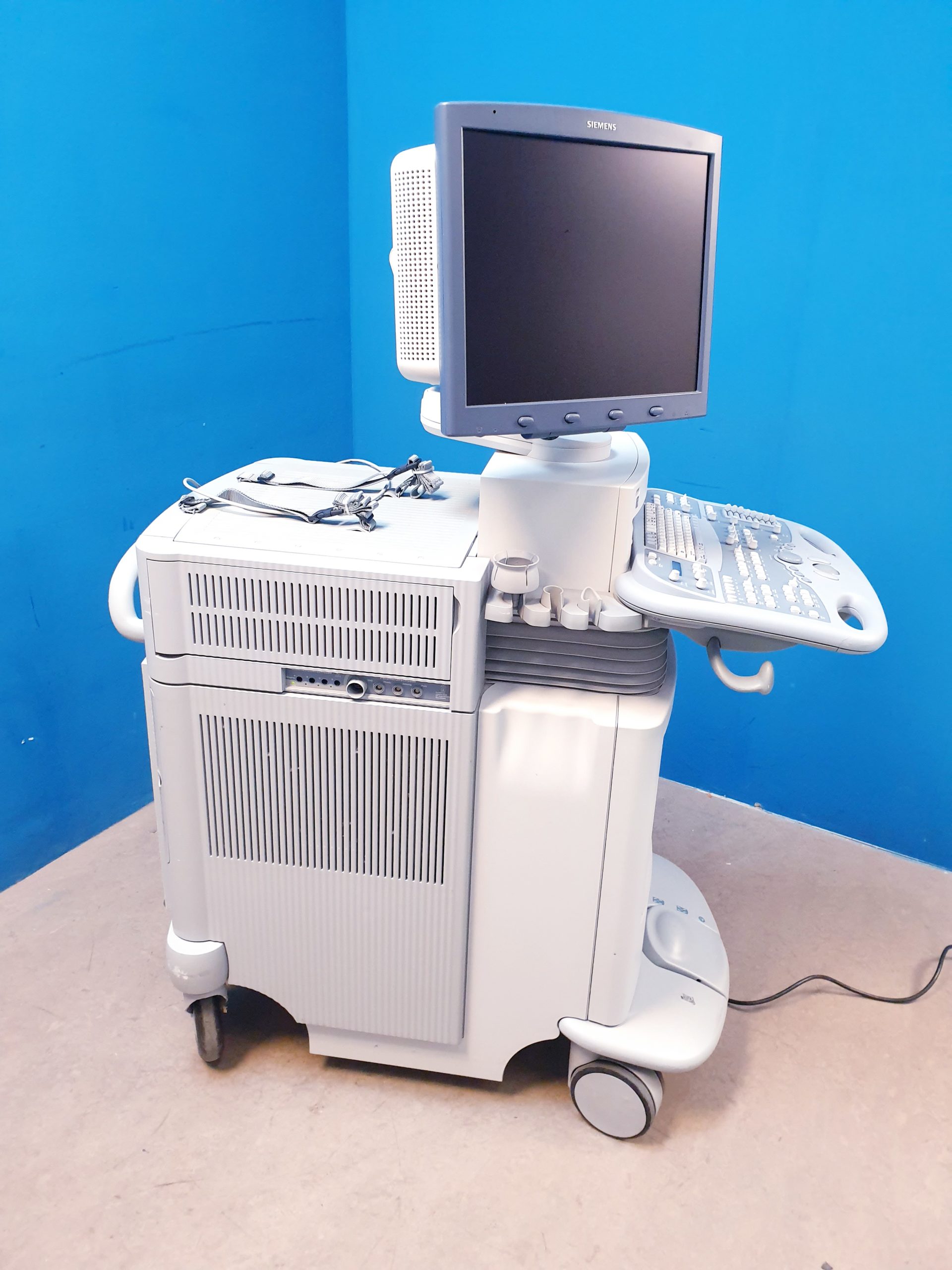 Siemens Acuson Sequoia 3D 4D 512 LCD Ultraschallmaschine – Defekt thumbnail 7