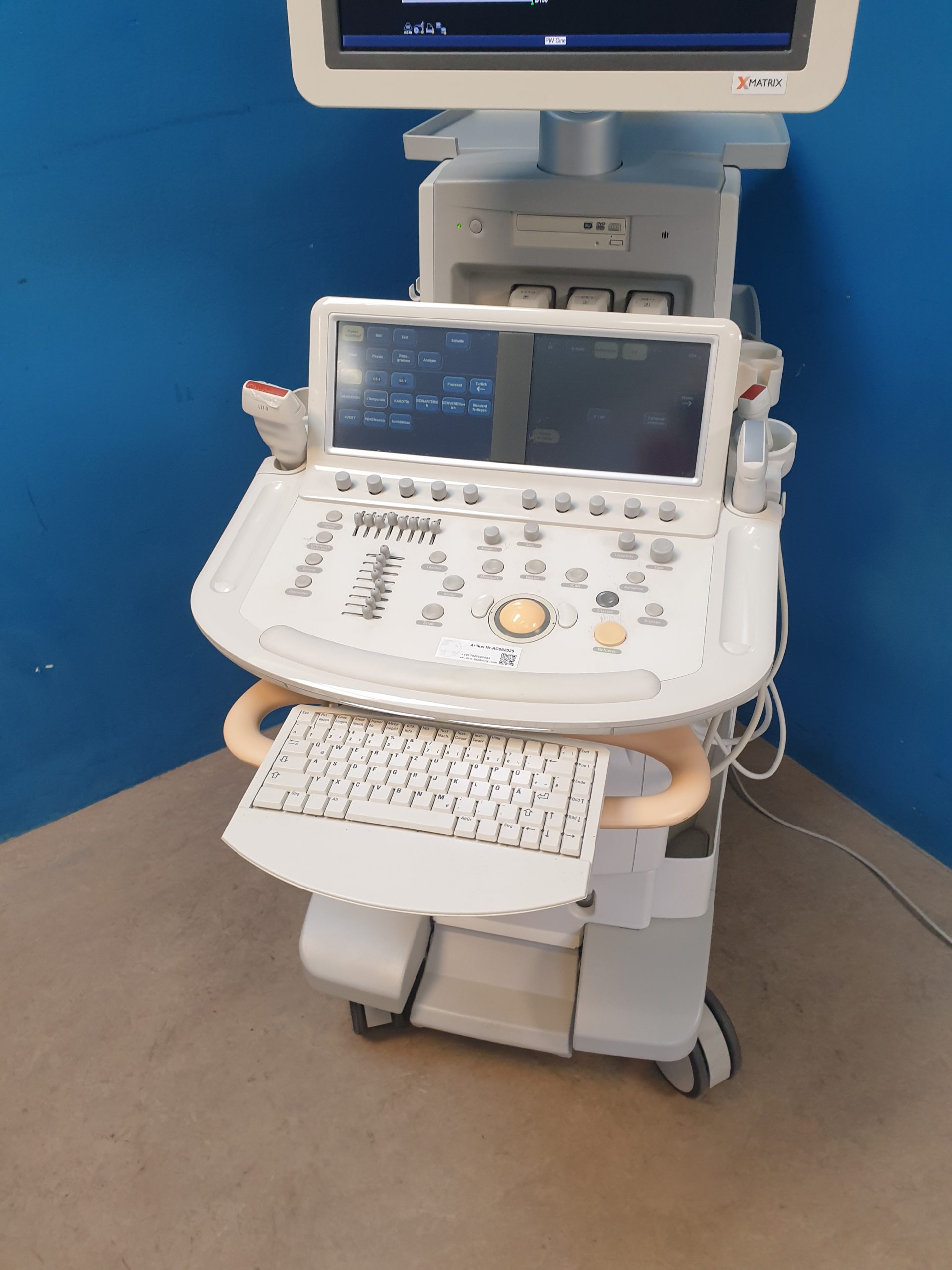 Philips iE33 – IE33 + S5-1 Echo + L11-3 Linear Sonde + Kardiomaschine + C5-1 Konvex Kardio Ultraschallgerät thumbnail 8