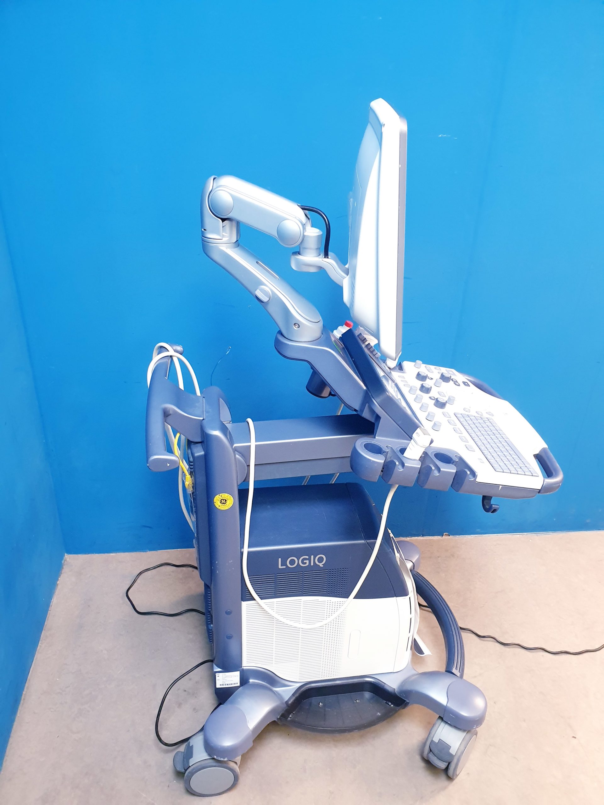 GE Logiq S8 + ML6-15 Linear + MS5-D Echo + C1-5 Konvex thumbnail 15