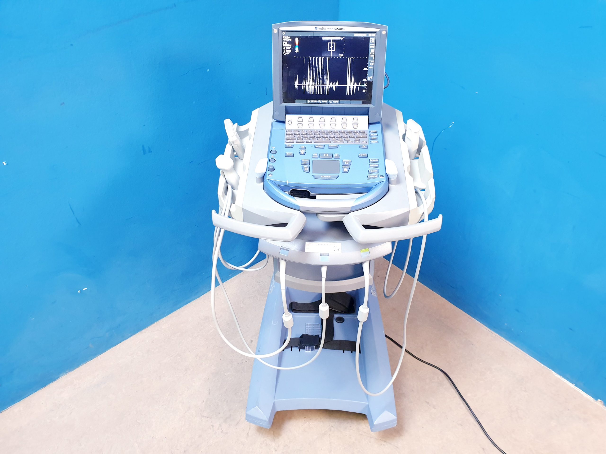 Sonosite MicroMaxx + L25e13-6 MHz + L38e10-5 MHz + P17 5-1MHz — image 1 of 33