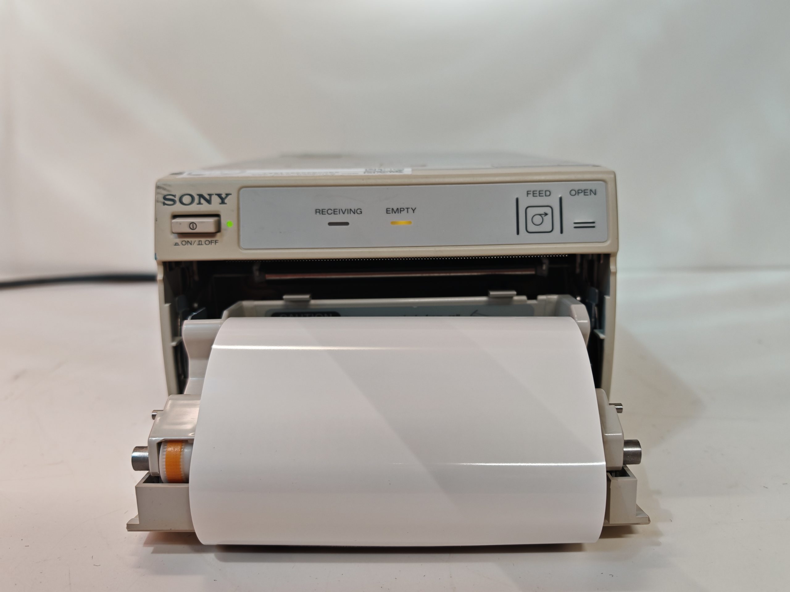 SONY UP-D895MD Schwarzweiß-Thermodrucker thumbnail 3