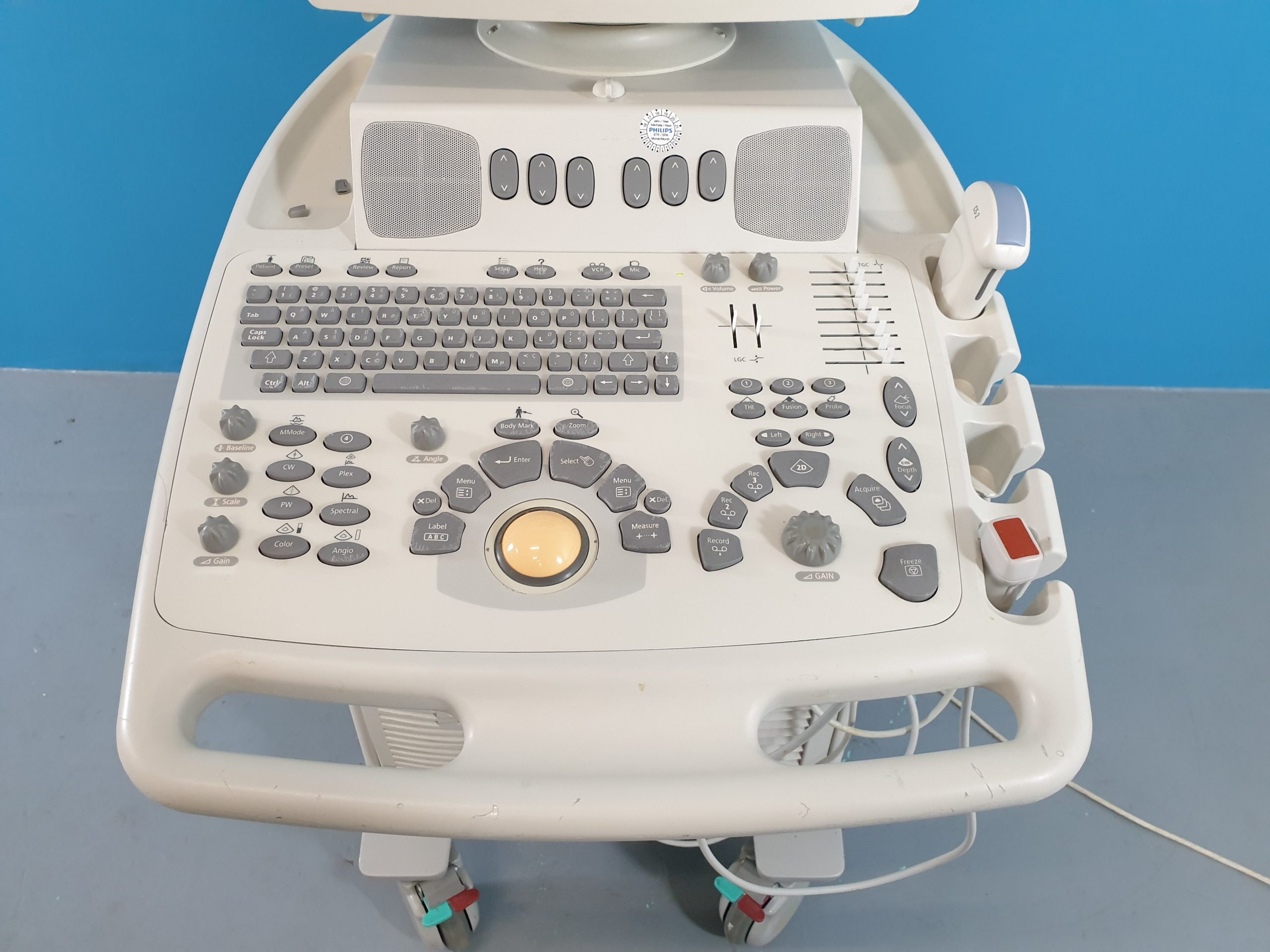 Philips EnVisor C HD mit Konvex C5-2 + Kardio PA4-2 Farbdoppler, DOM 2007 — image 1 of 6