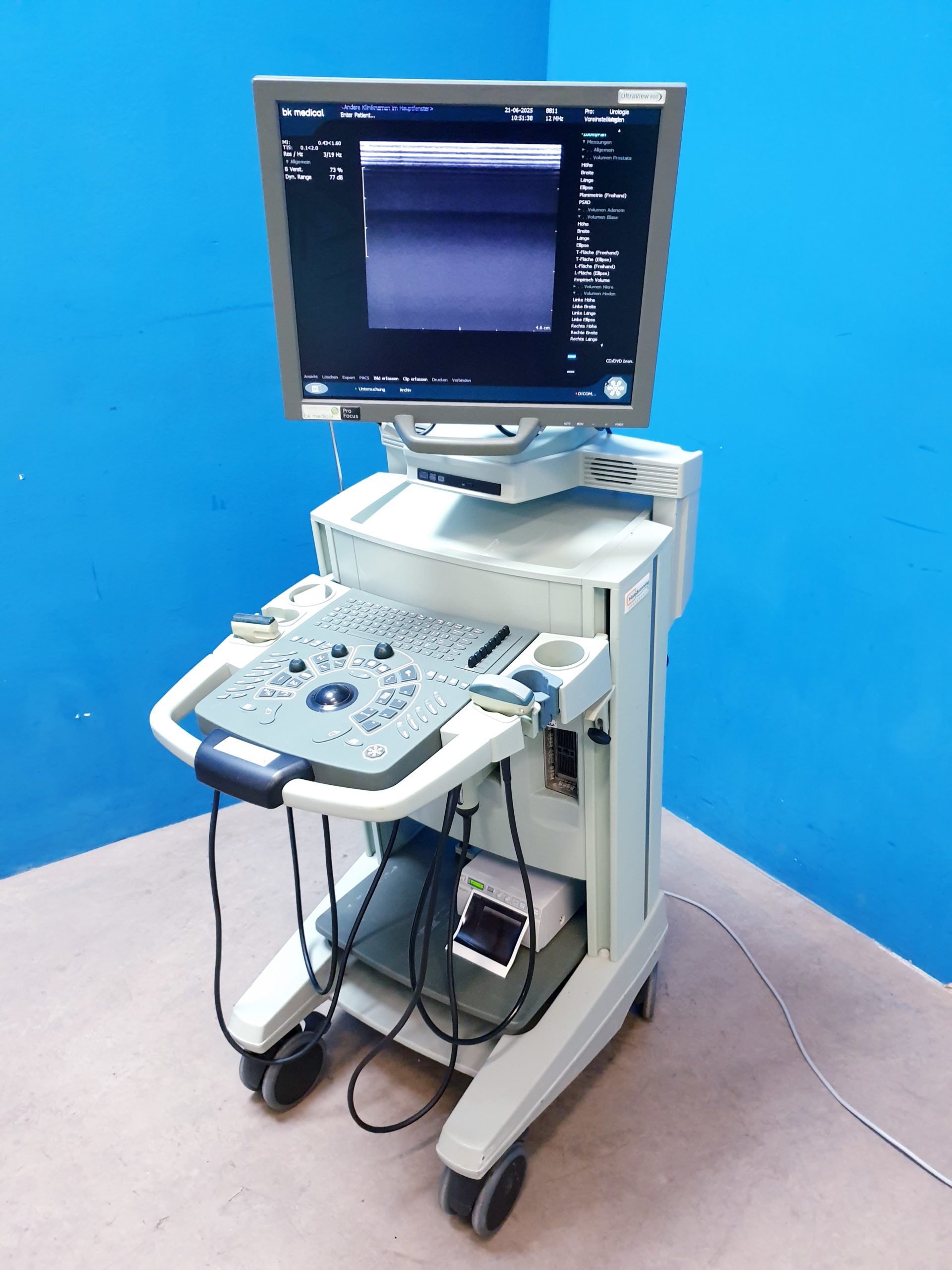 BK Medical 2202 + 8820e Konvex + 8811 Linear Ultraschallgerät thumbnail 12