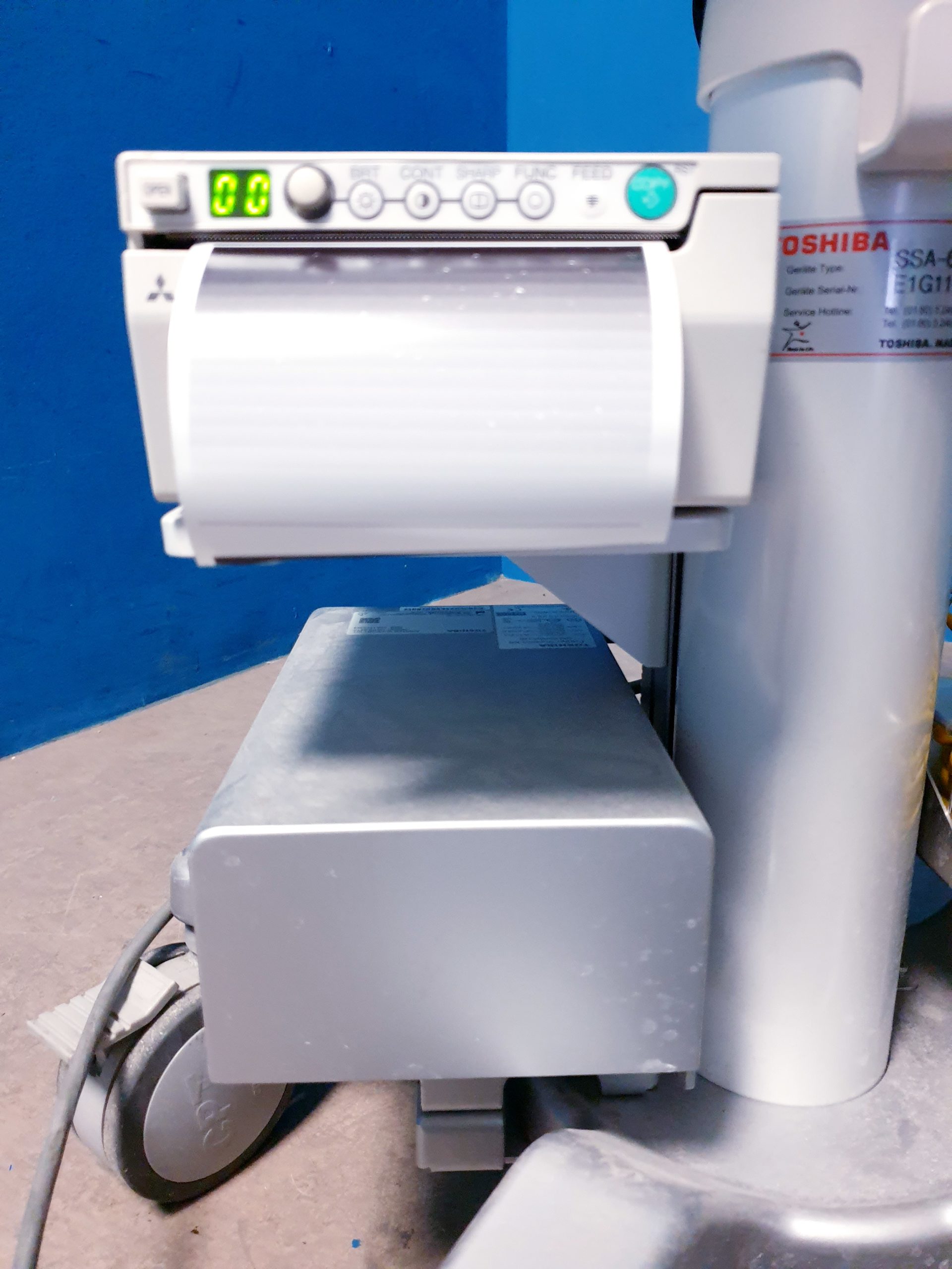 Toshiba Viamo SSA-640A Ultraschallsystem – Ohne Festplatte – Defekt thumbnail 12