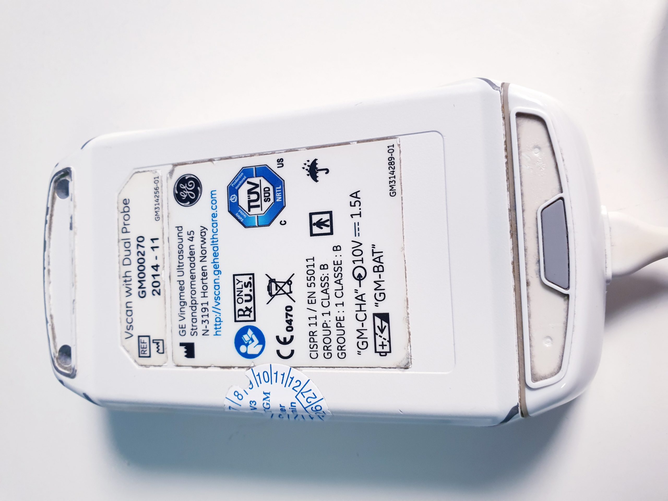 GE Vscan Portable Ultrasound w Single Probe – defekt thumbnail 6