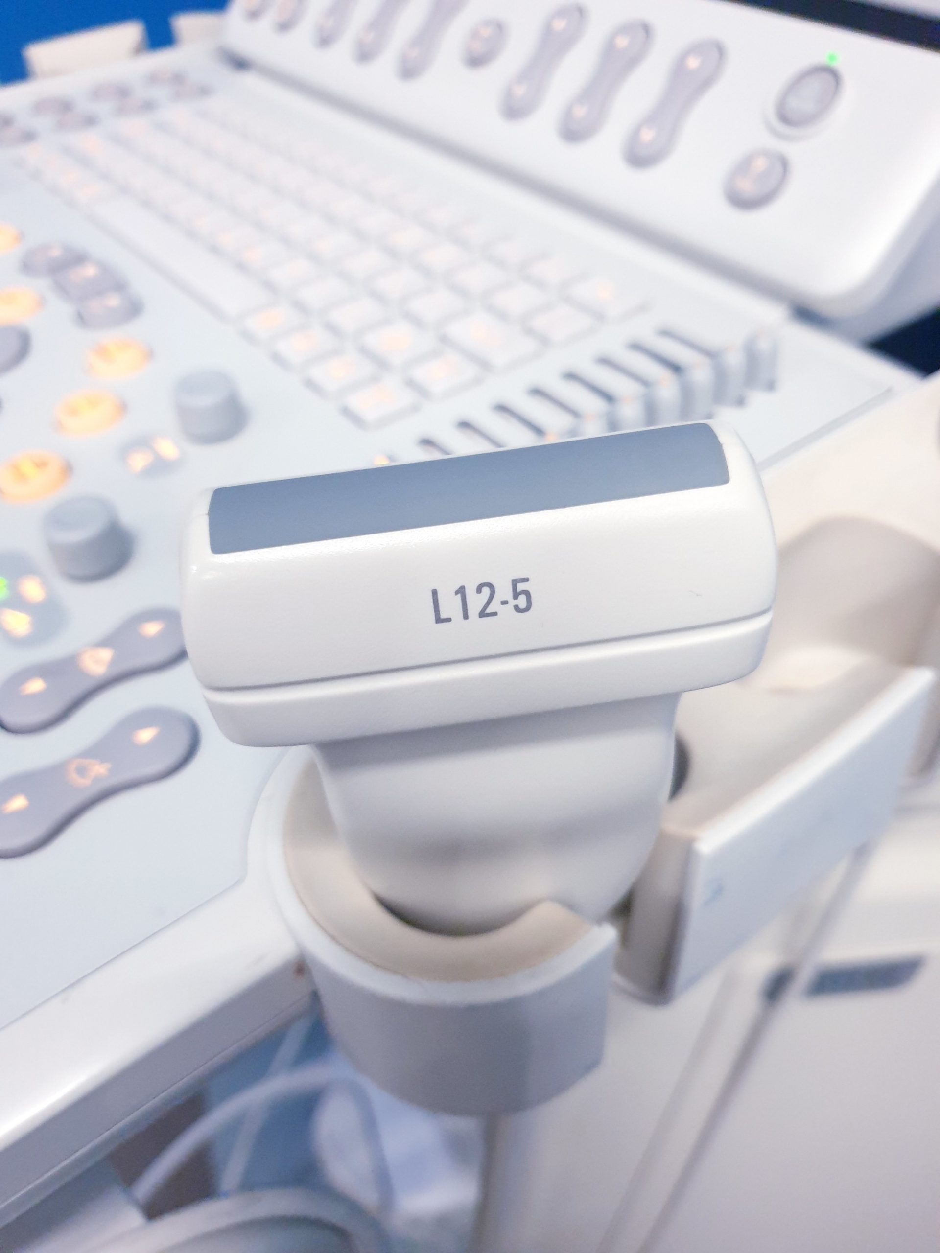 Philips HD11XE – HD 11 XE Farbdoppler+C5-2 Konvex+L12-5 Linear+ S4-2 array Sonde thumbnail 7