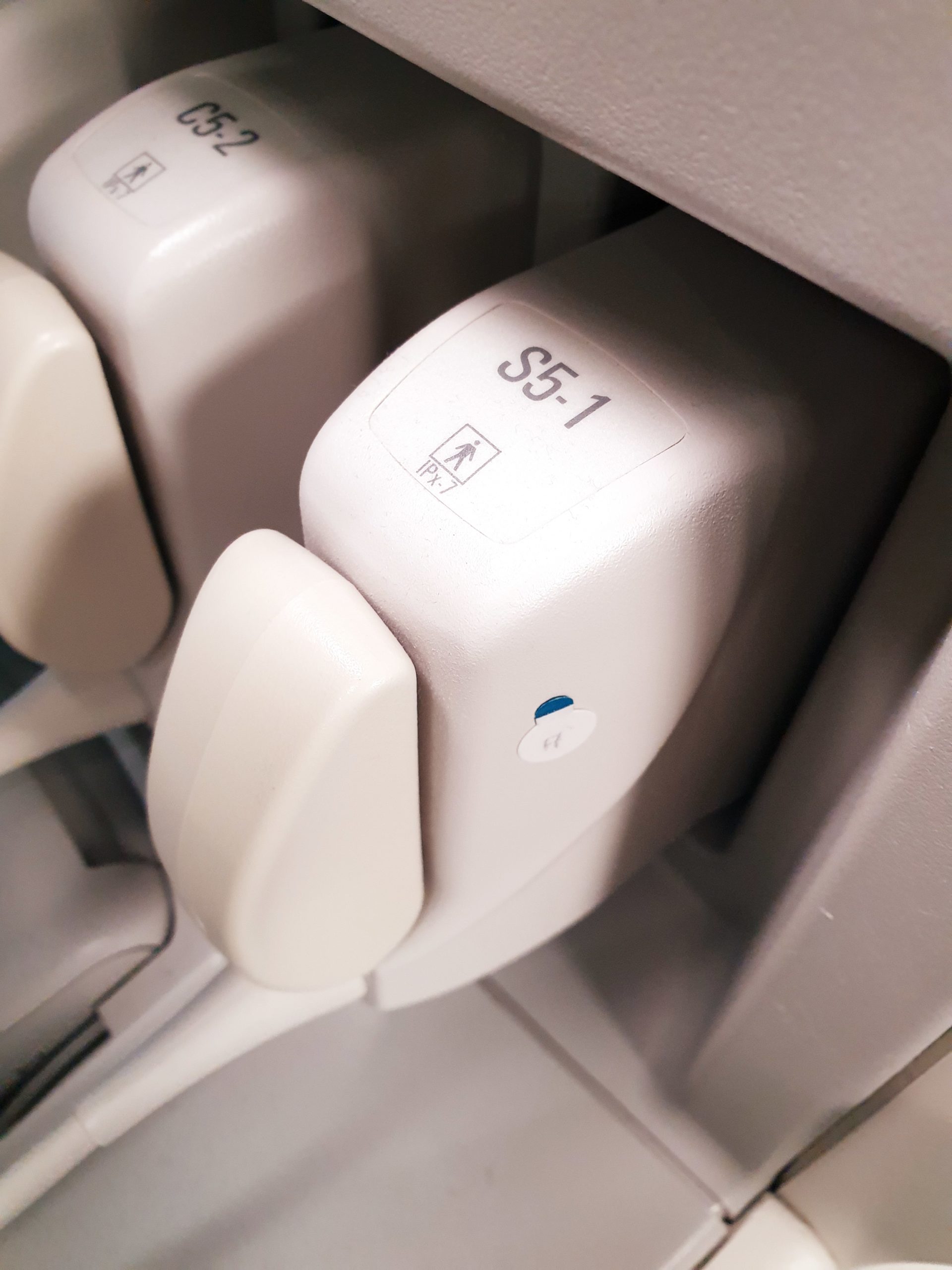 Philips iE33 – IE33 + S5-1 Echo + L11-3 Linear Sonde + C5-2 Konvex – Kardiomaschine – Kardio Ultraschallgerät thumbnail 6