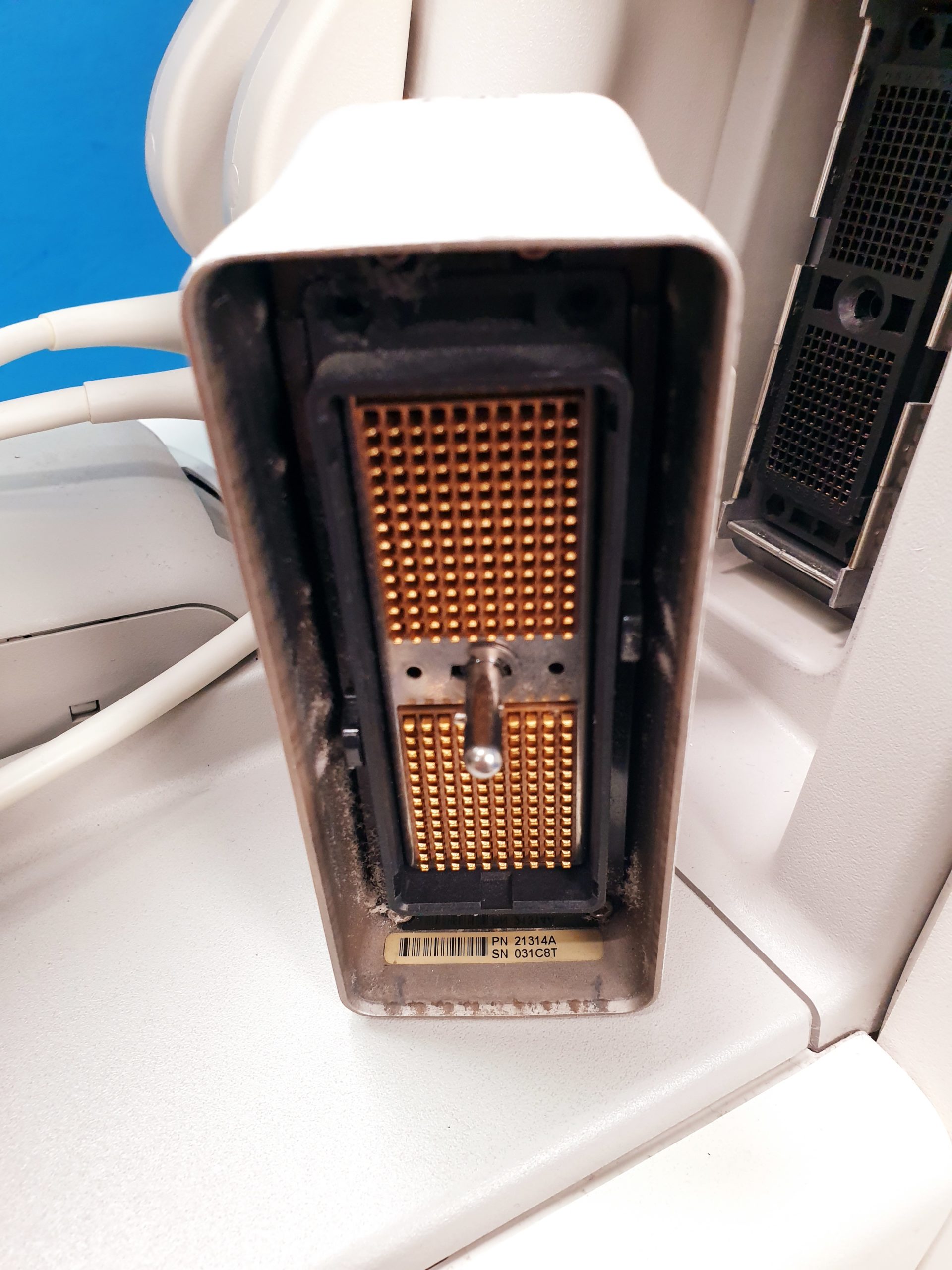 Philips iE33 – IE33 + S5-1 Echo + L11-3 Linear Sonde + C5-2 Konvex – Kardiomaschine – Kardio Ultraschallgerät thumbnail 8