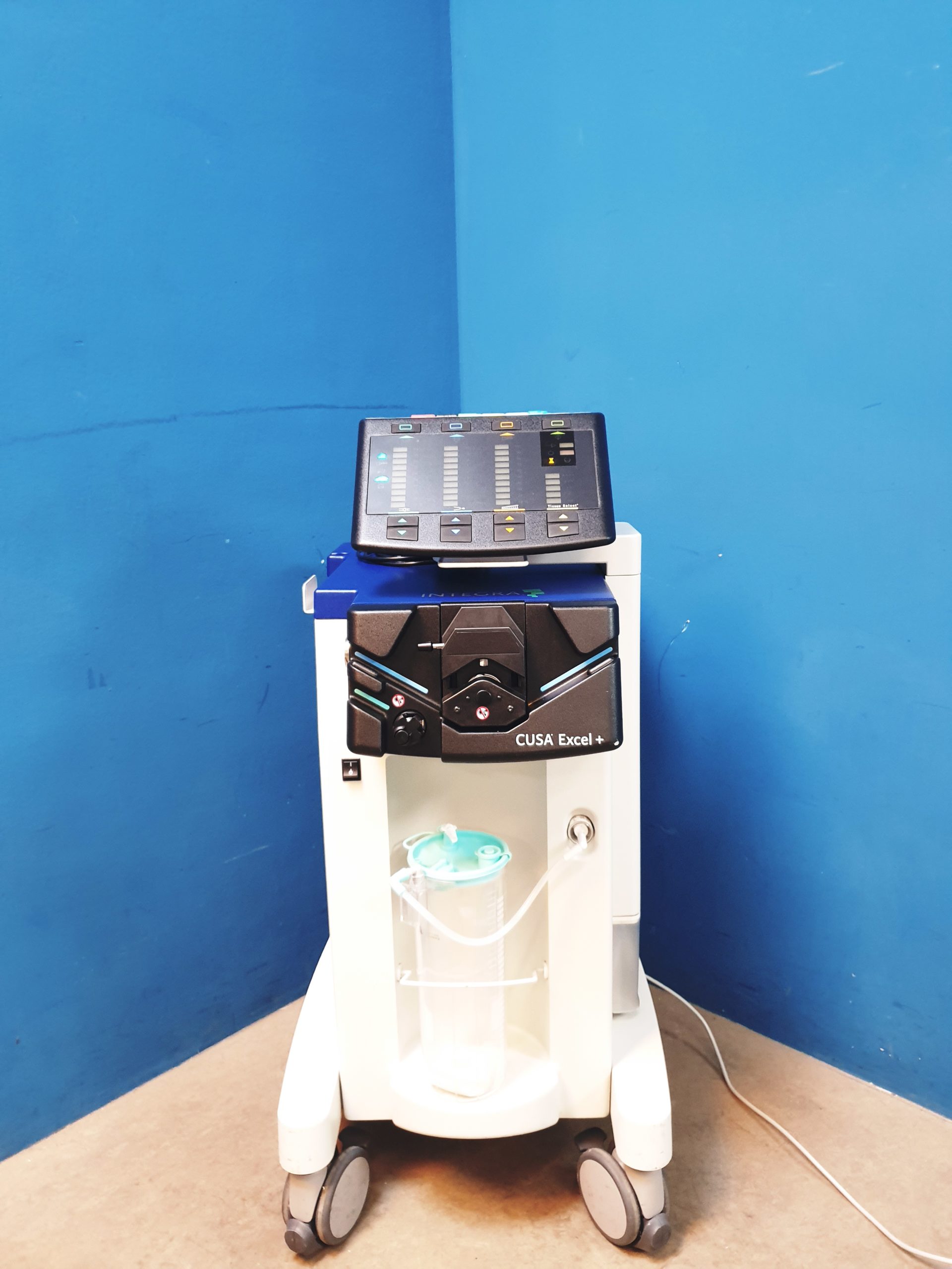 Integra CUSA Excel + Dual Footswitch — image 1 of 18