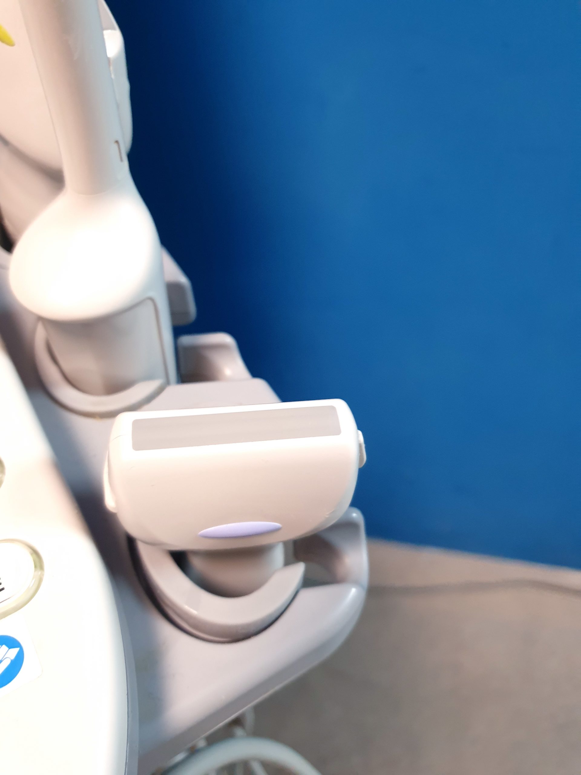 Toshiba TUS-X200 Xario 200 + 6C1 + 11C3 + 18L7 Konvex Linear Endovaginal – DOM2015 thumbnail 12