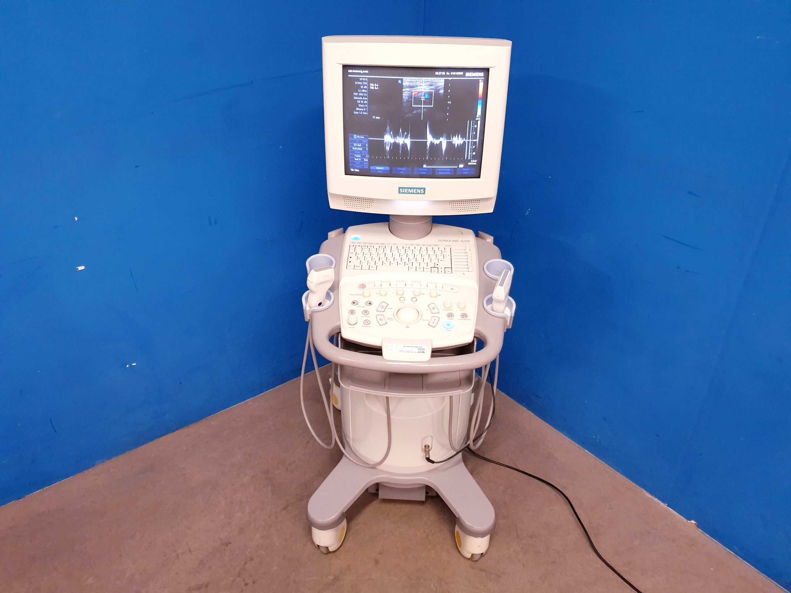 Siemens Sonoline G40 – G 40 Ultraschall +L9-5 linear+ VF10-5 Lineare Sonde — image 1 of 17