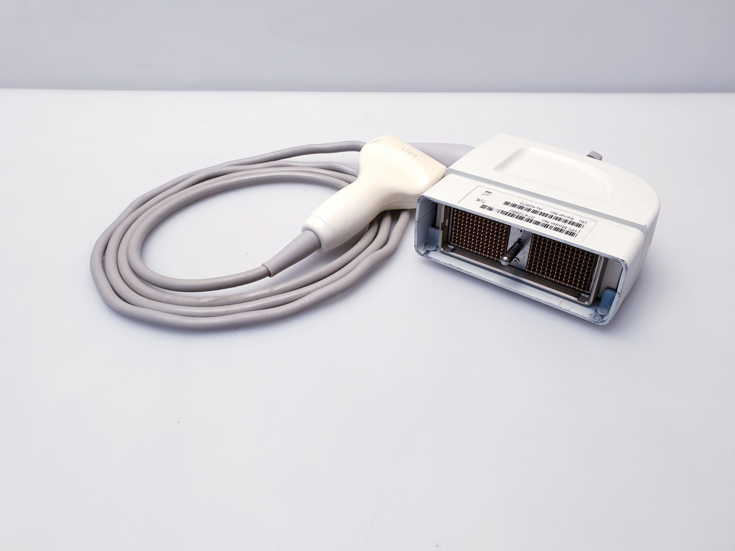 Siemens L10-5 Schallkopf L10-5 (07472660), Ultraschallwandler, Linearsonde — image 1 of 10