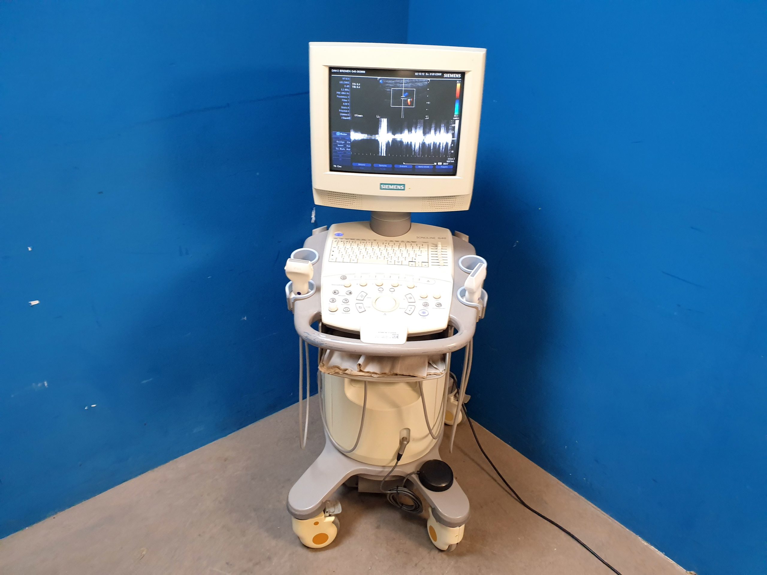 Siemens Sonoline G40 Ultraschallgerät + VF10-5 + L9-5 Sonden – Farbdoppler thumbnail 2